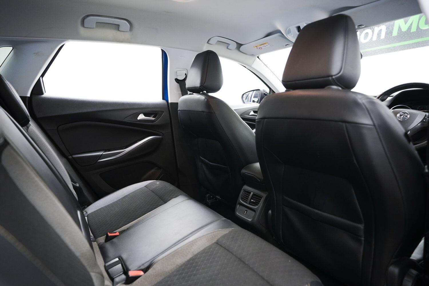 Vauxhall Grandland X view 13