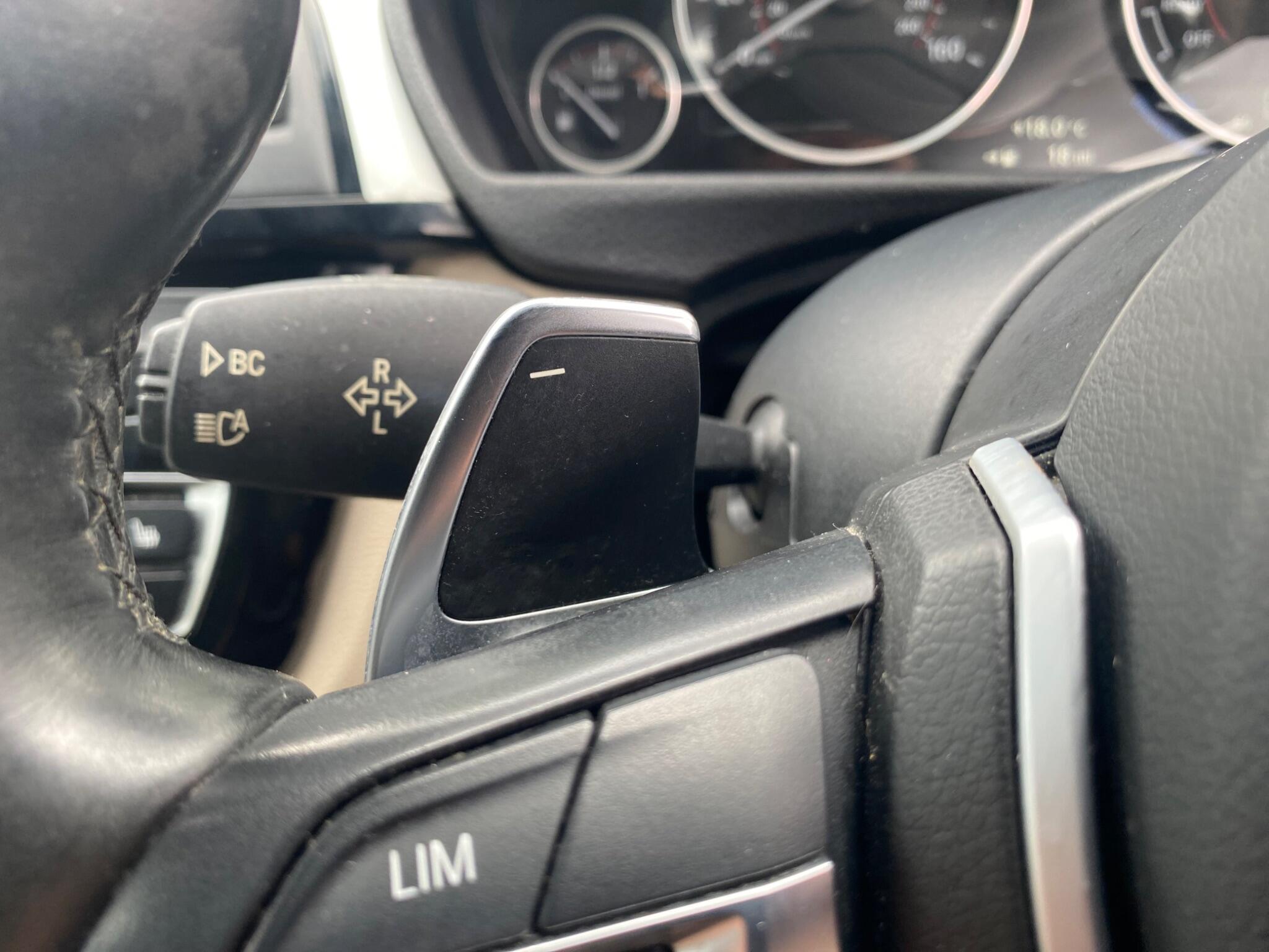 BMW 3 Series view 41