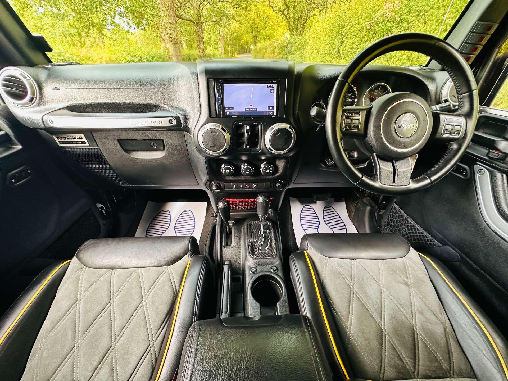 Jeep Wrangler view 14