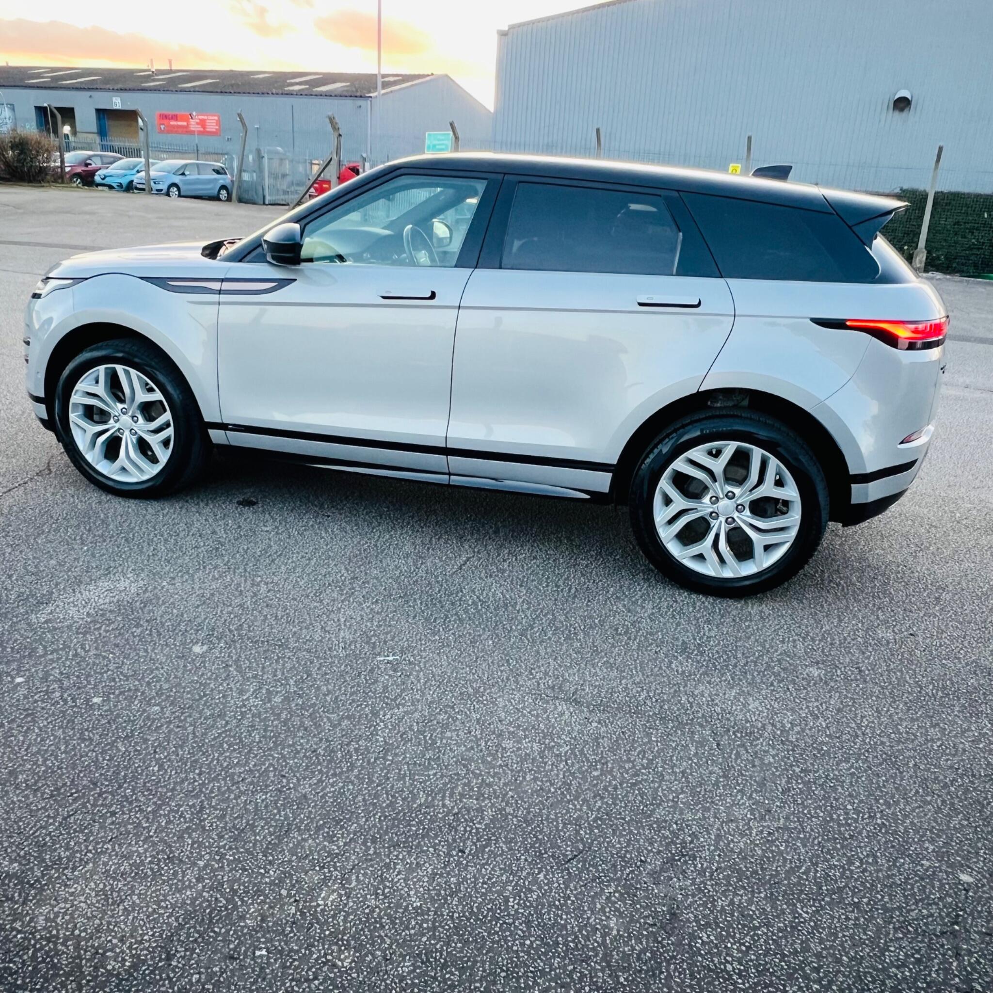 Land Rover Range Rover Evoque view 8