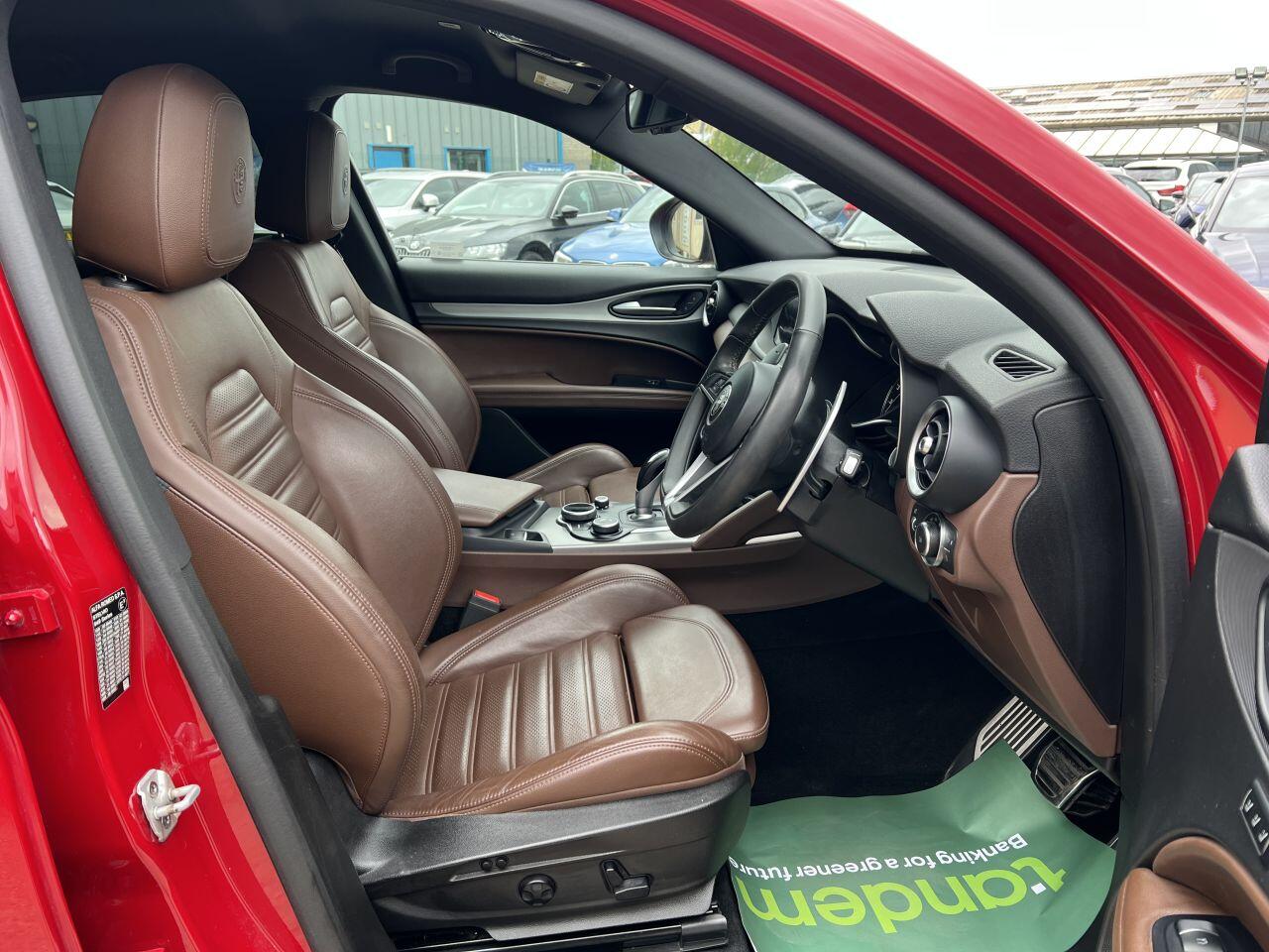 Alfa Romeo Stelvio view 15