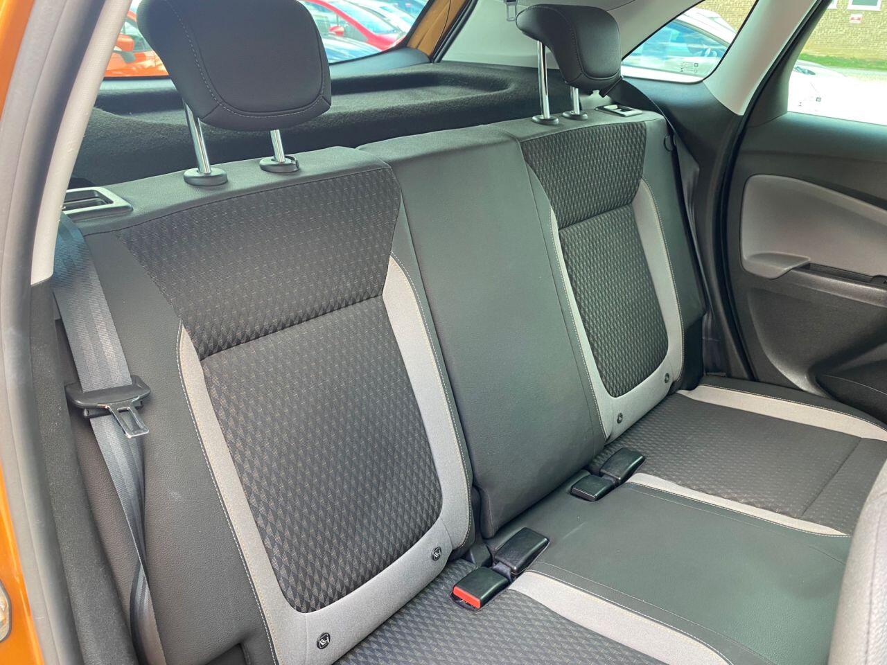 Vauxhall Crossland X view 14