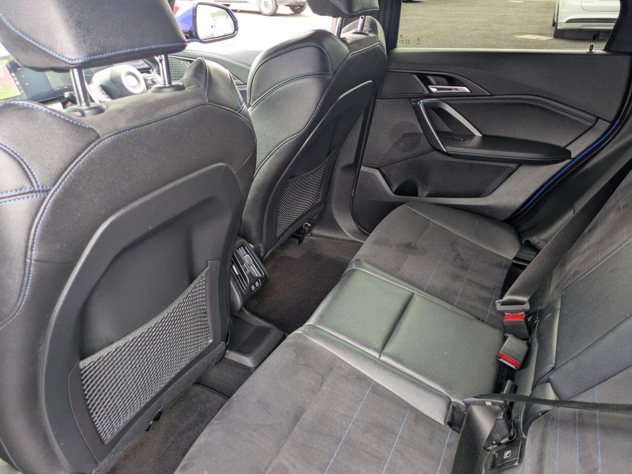 BMW Ix1 view 10