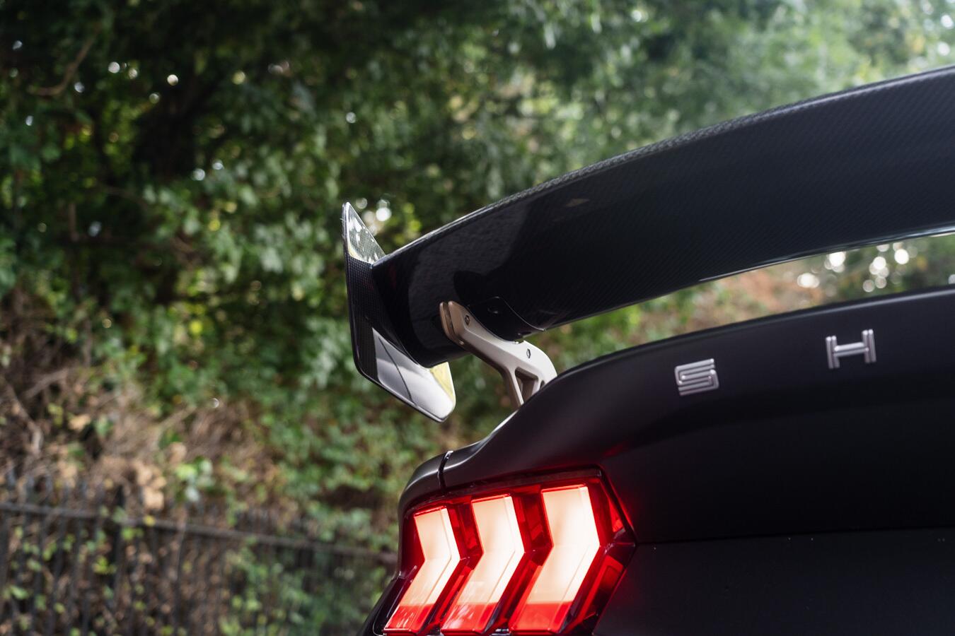 Ford Mustang view 25