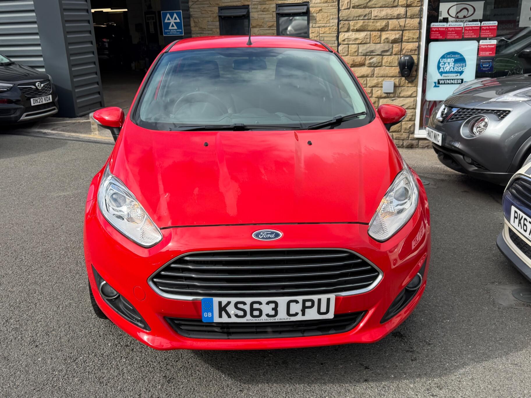 Ford Fiesta view 3