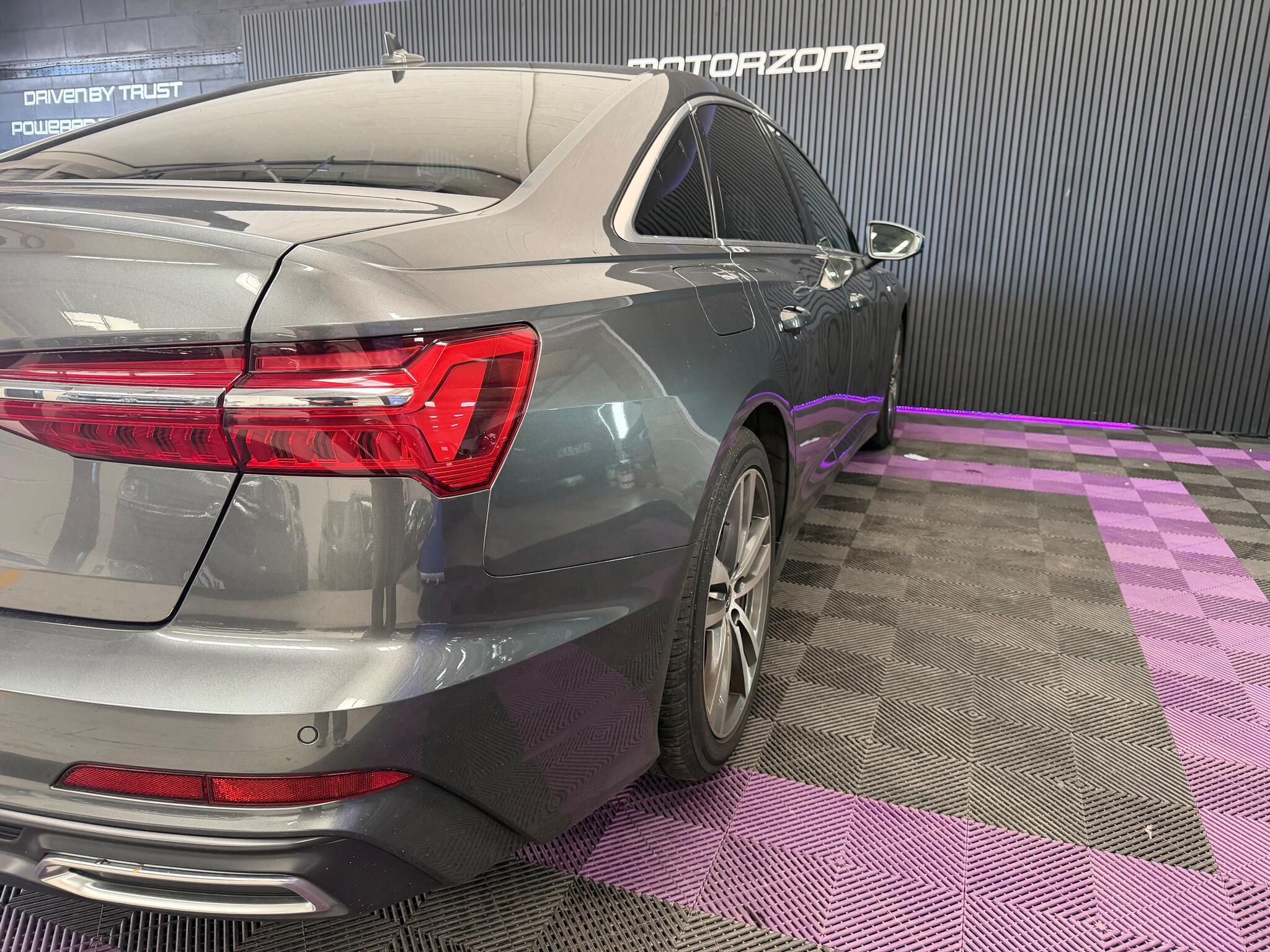 Audi A6 view 24