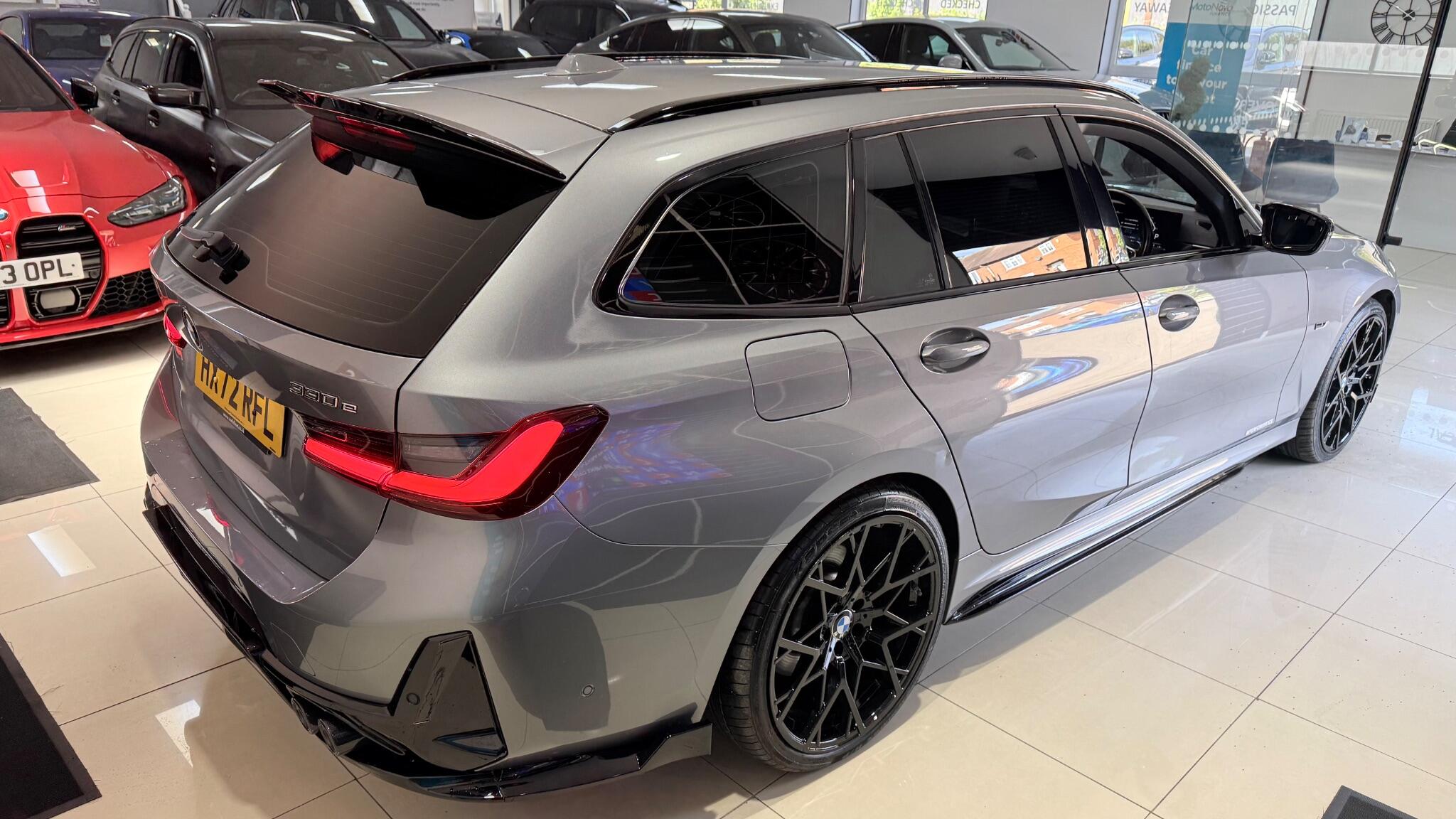 BMW 3 Series view 42