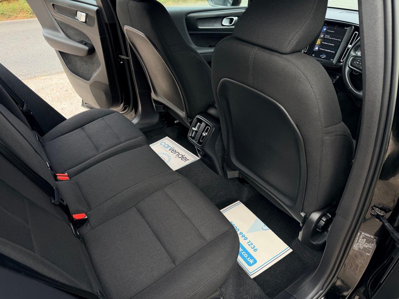 Volvo XC40 view 19