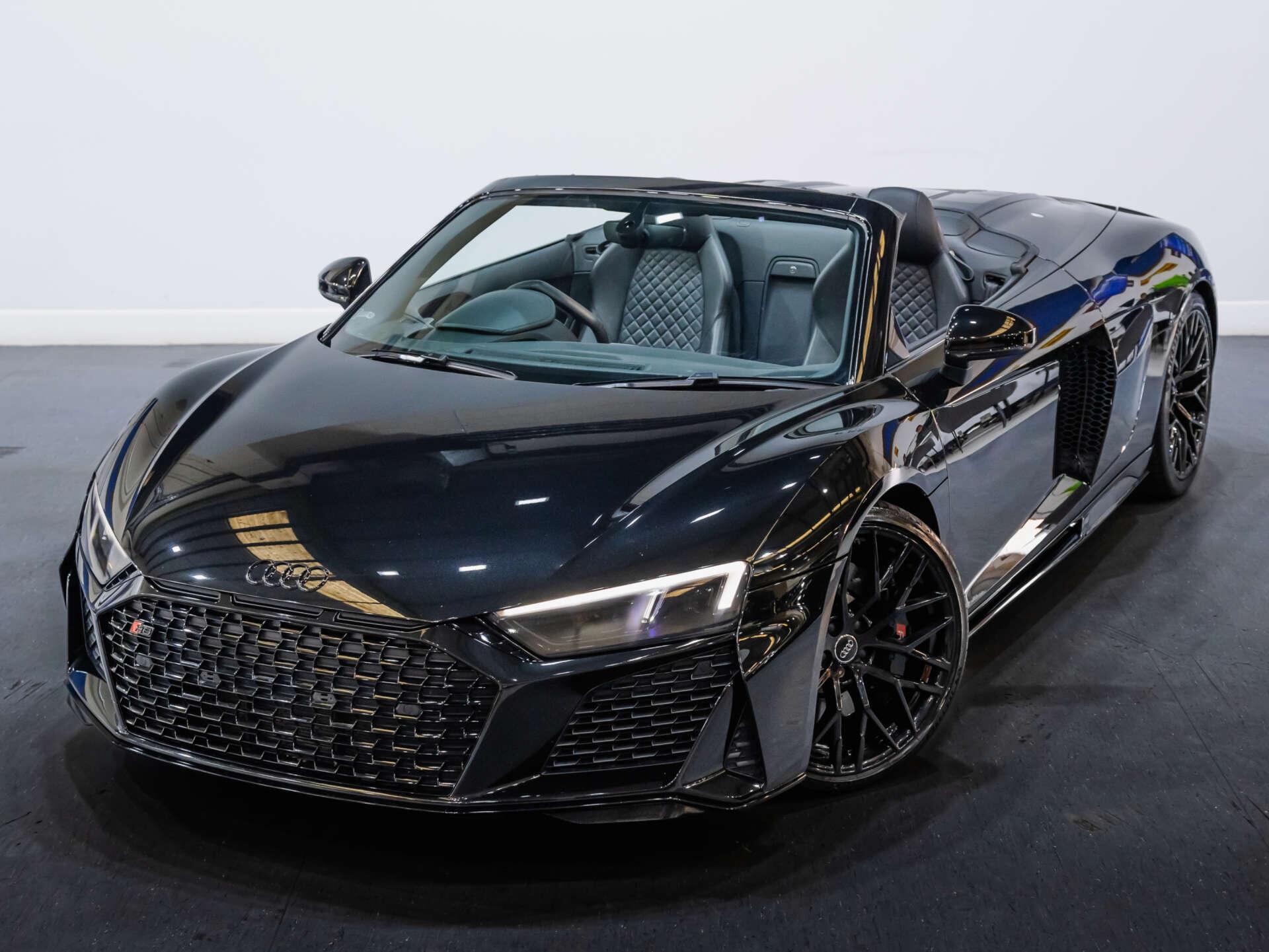 Audi R8 view 24