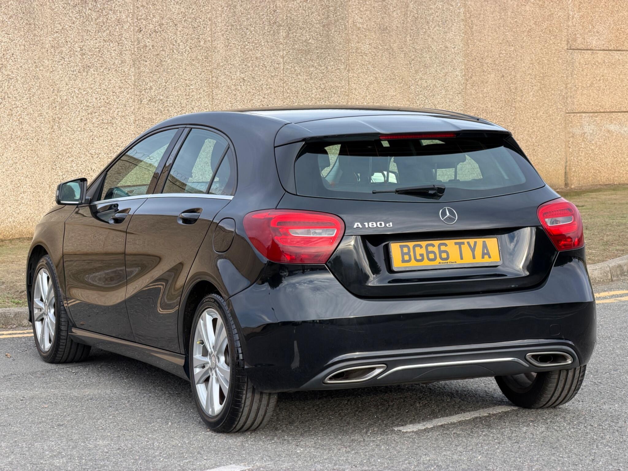 Mercedes-Benz A Class view 28