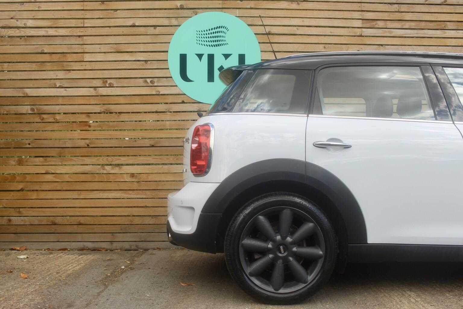 Mini Countryman view 34