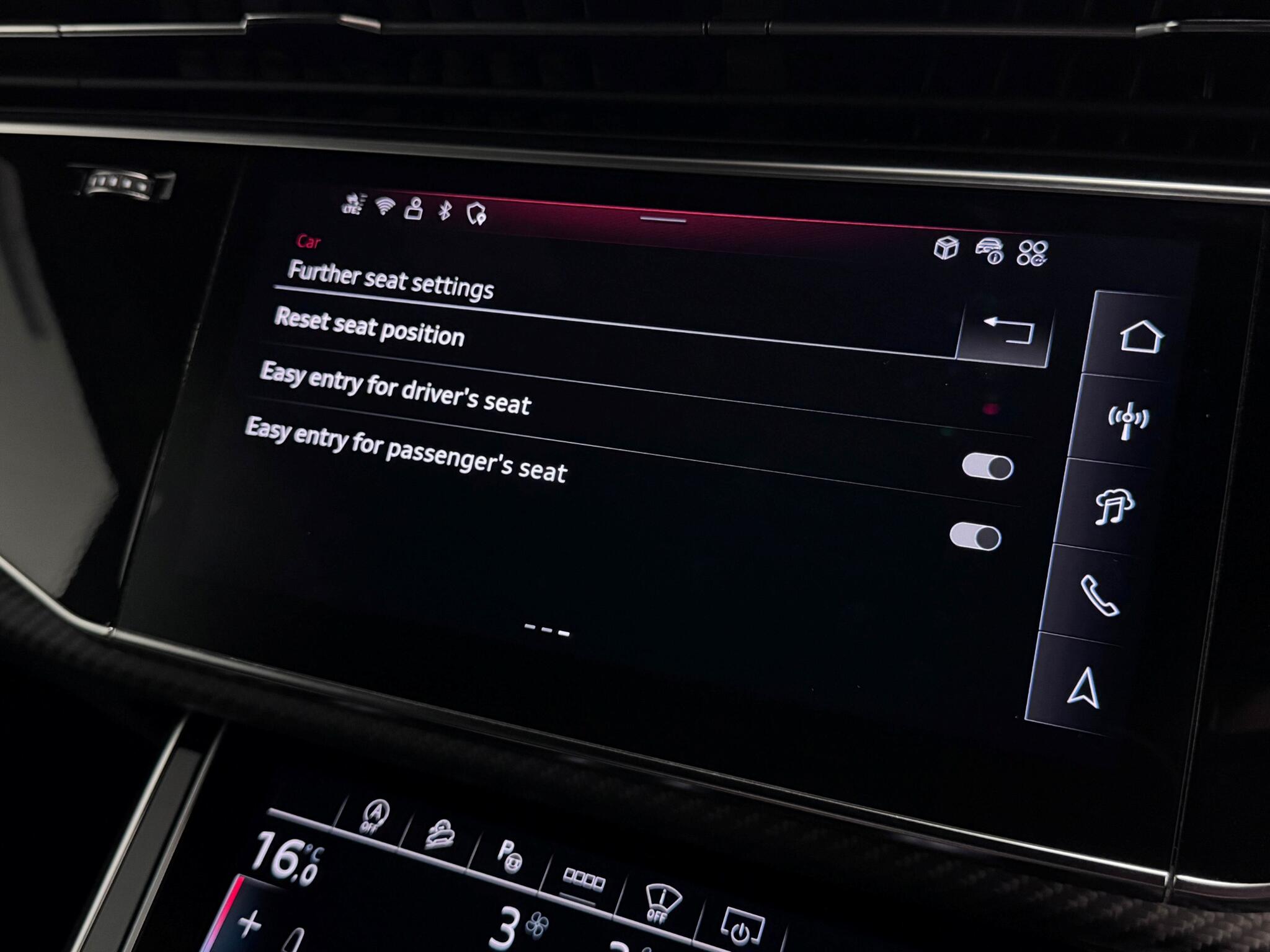 Audi RSQ8 view 75