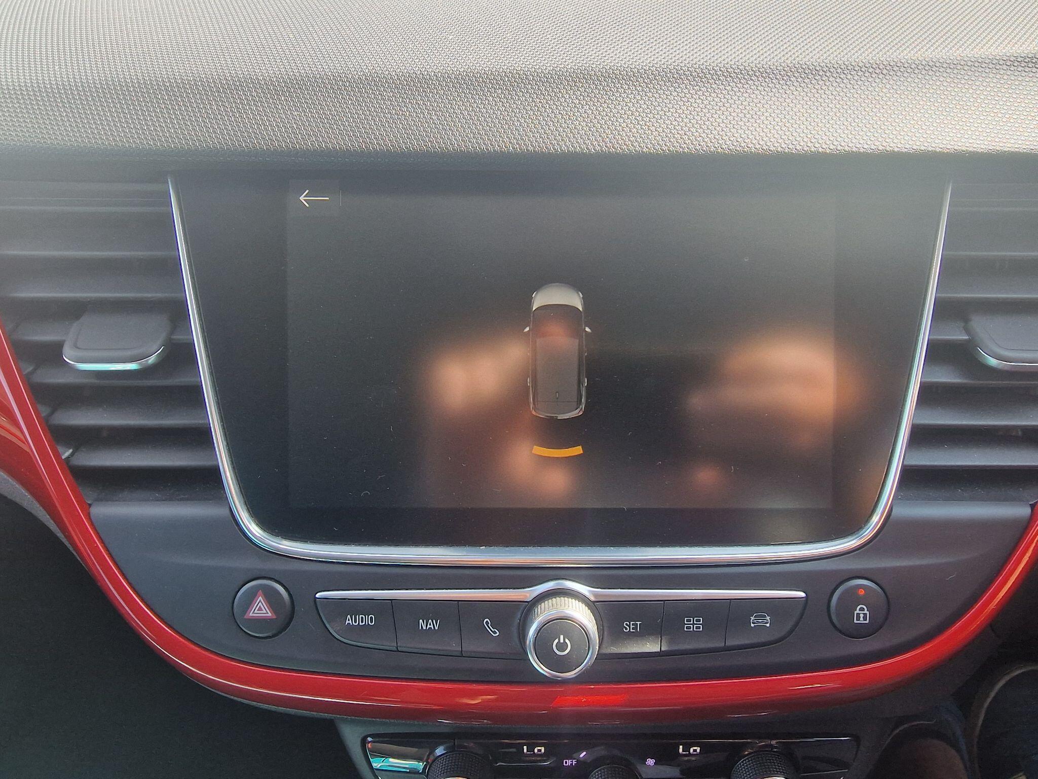 Vauxhall Crossland view 5