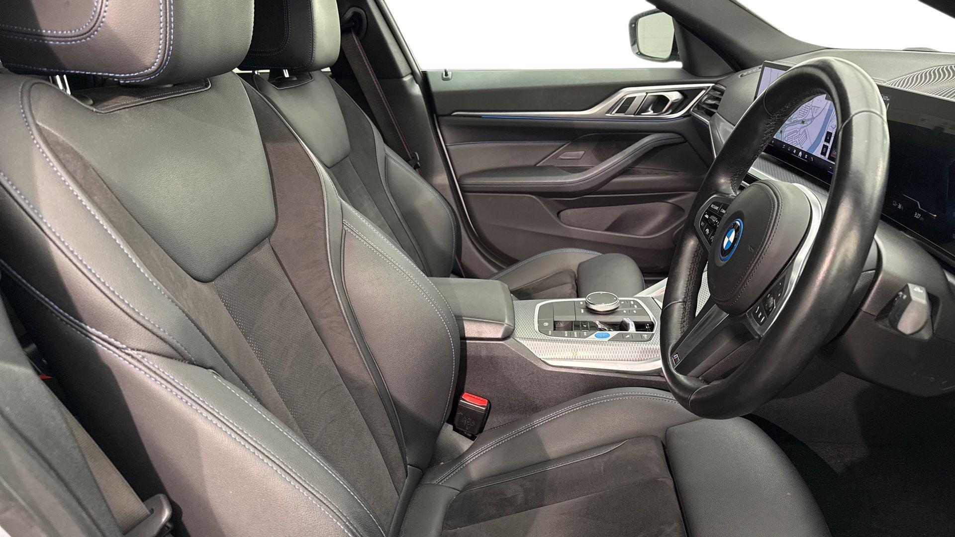BMW i4 view 11