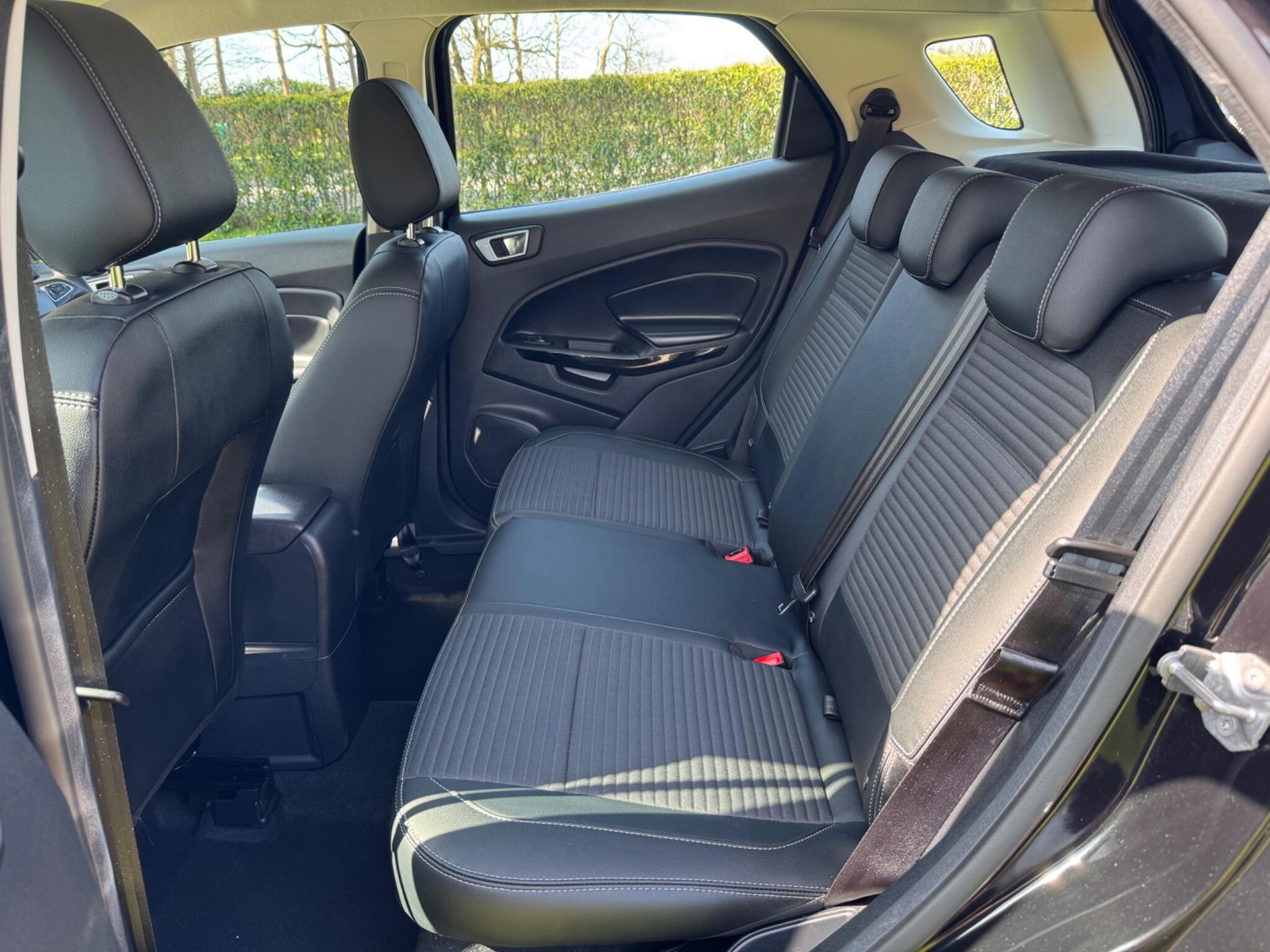 Ford Ecosport view 15