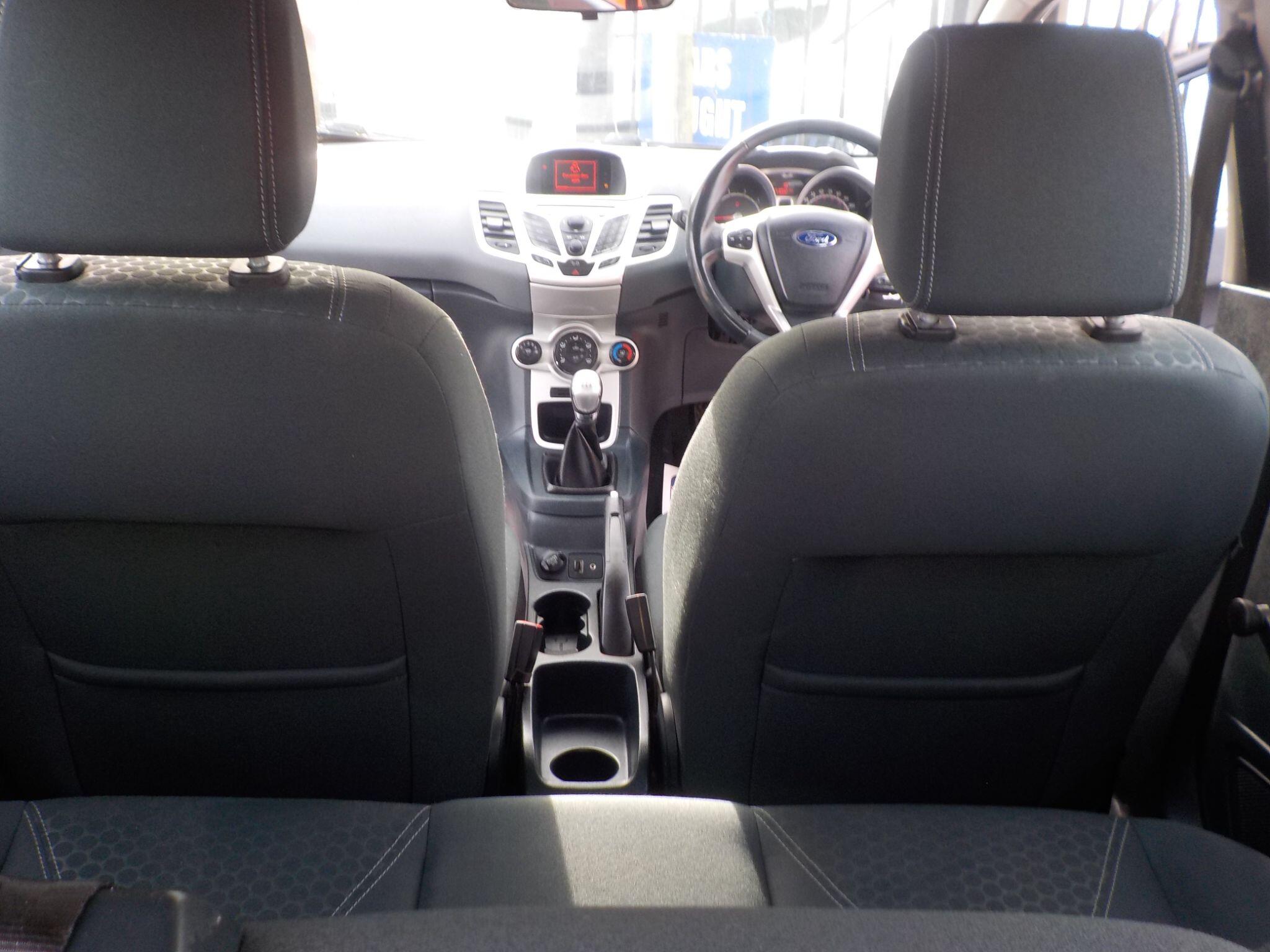 Ford Fiesta 1.4 Zetec 5dr