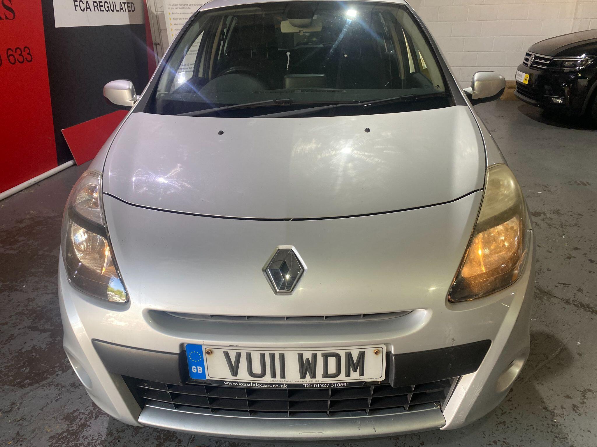 Renault Clio view 3