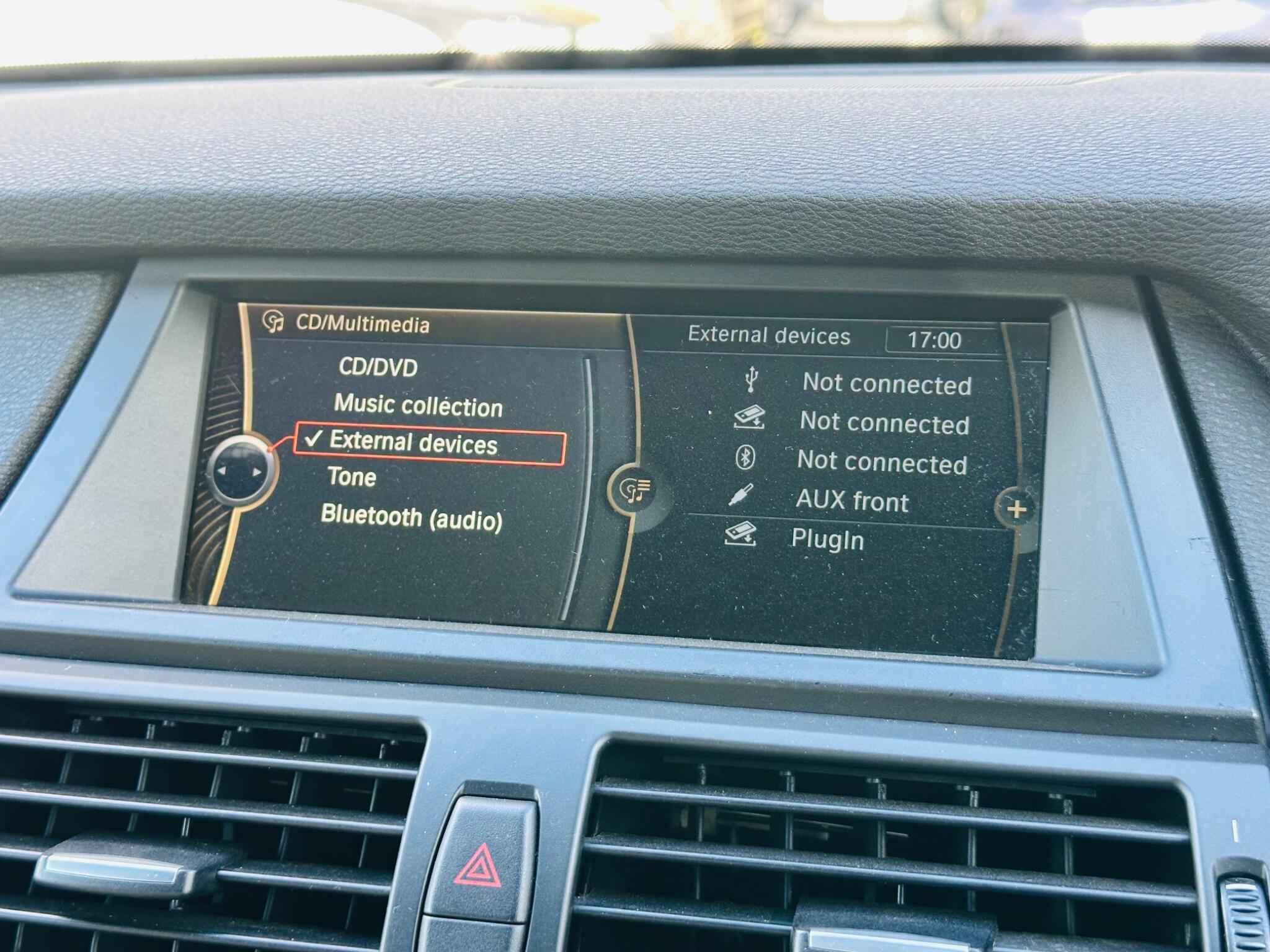 BMW X6 view 36