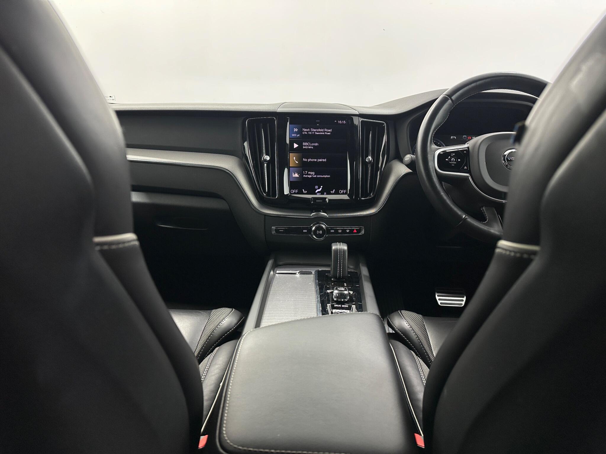 Volvo XC60 view 19