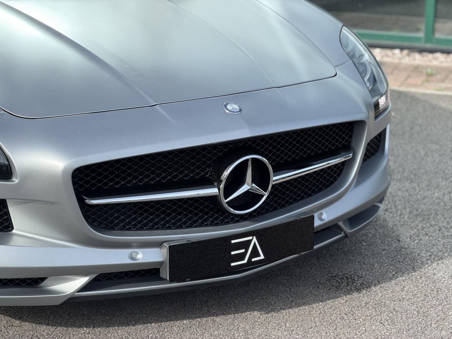 Mercedes-Benz Amg GT view 17