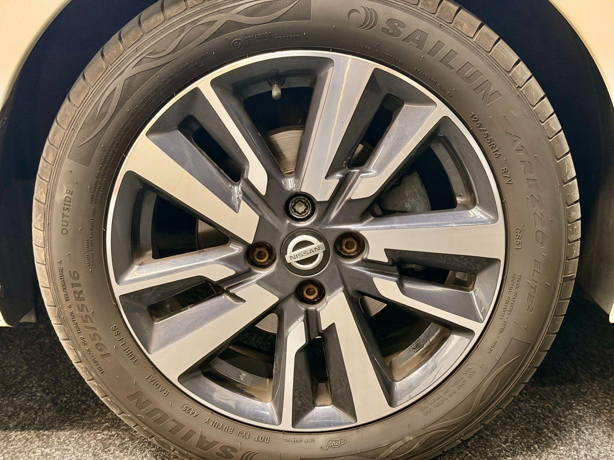 Nissan Micra view 21