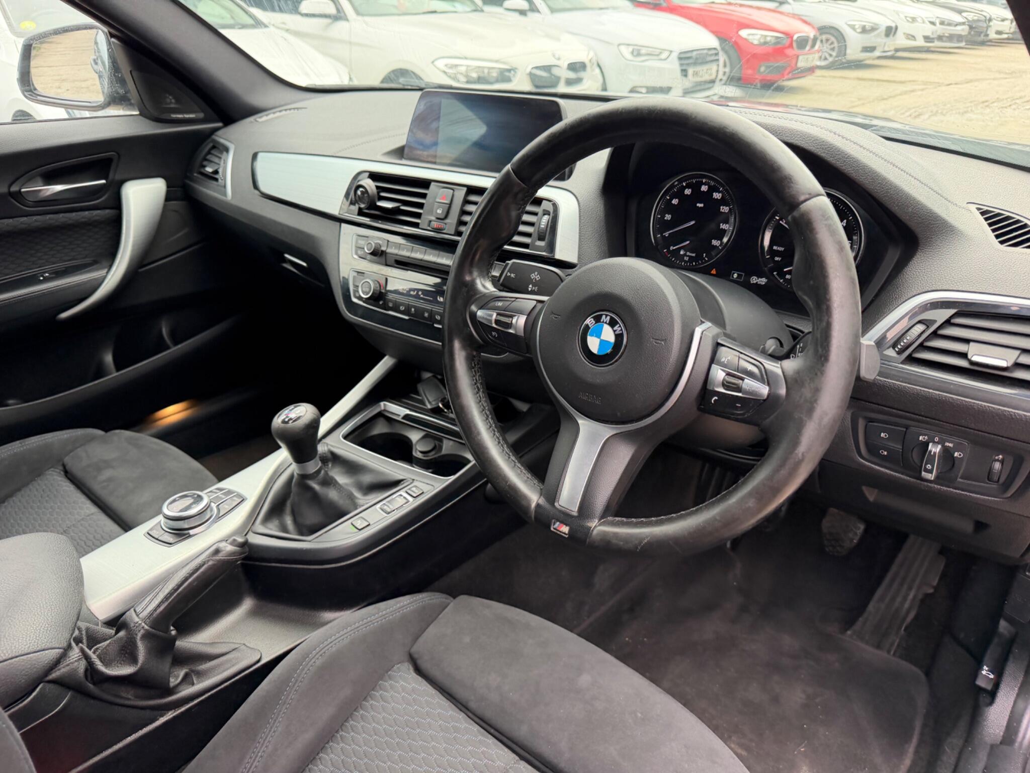 BMW 1 Series view 11