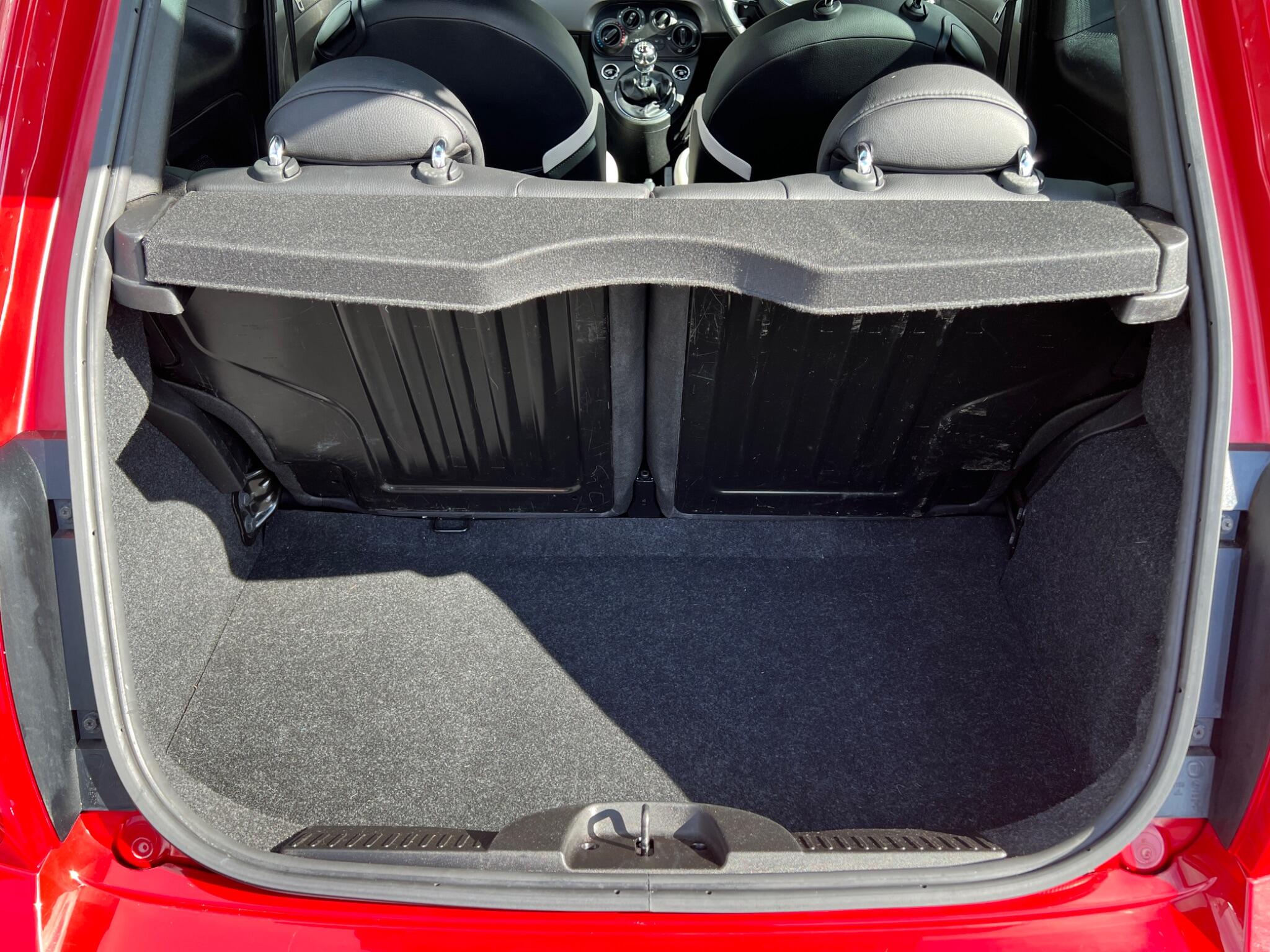 2016 Fiat 500 image 37