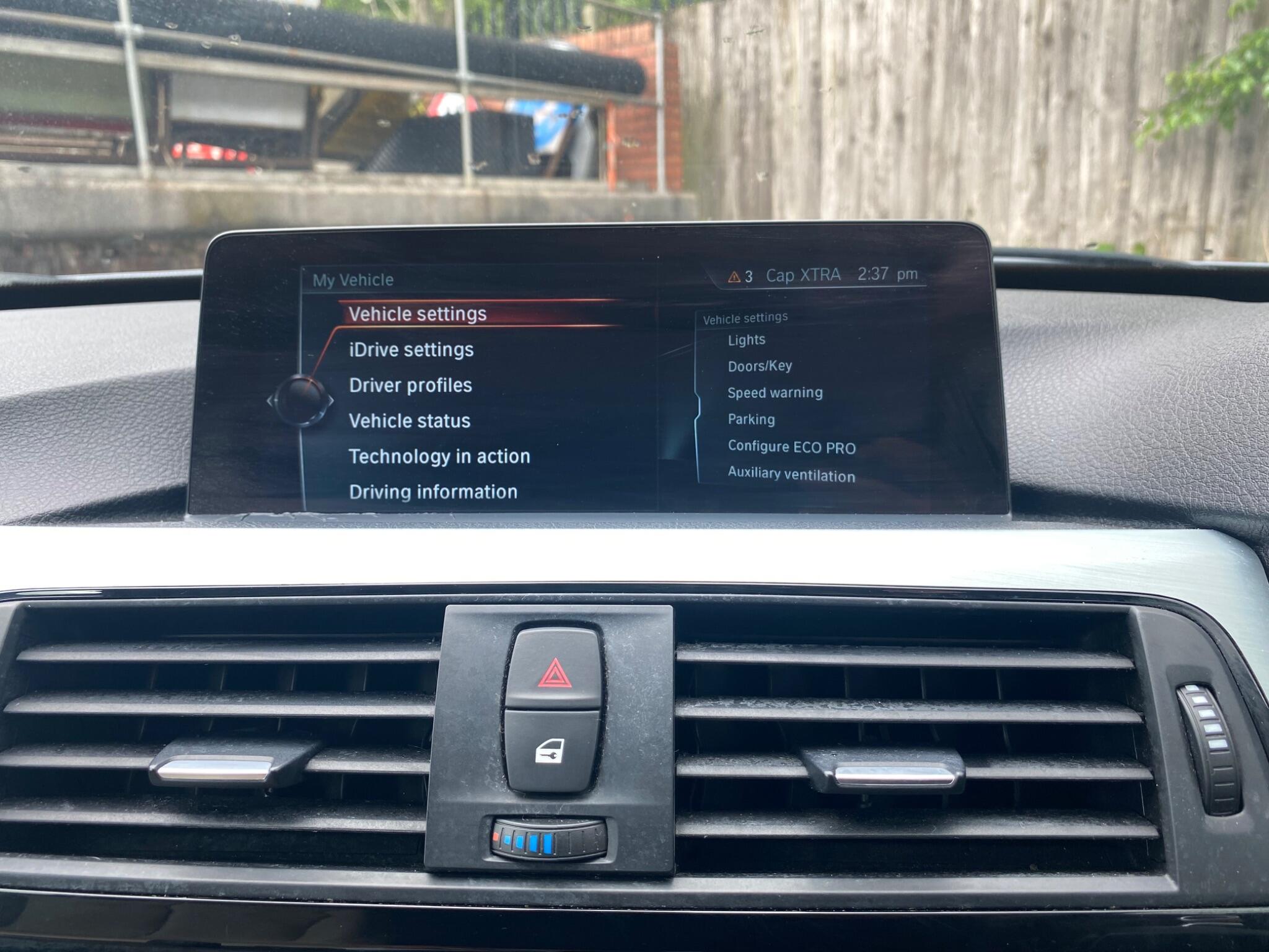 BMW 3 Series view 59