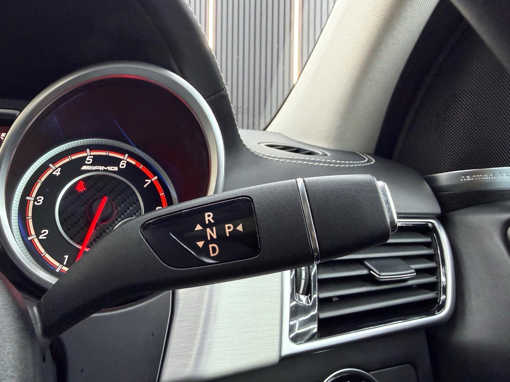 Mercedes-Benz Gle view 10