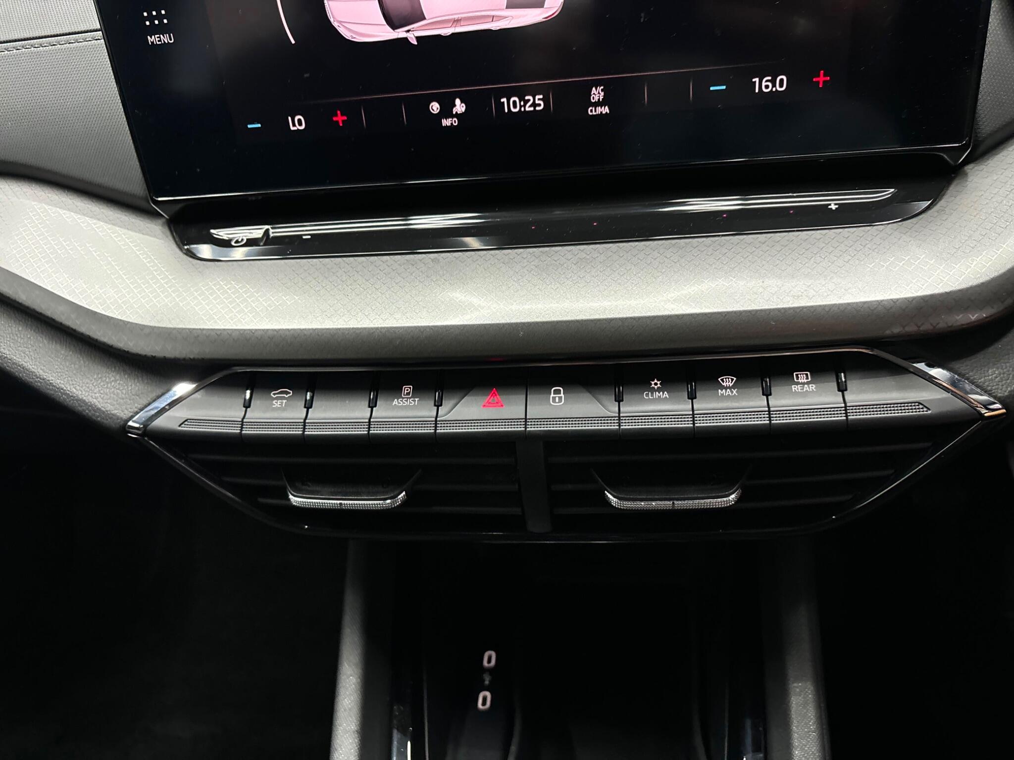 Skoda Octavia view 20
