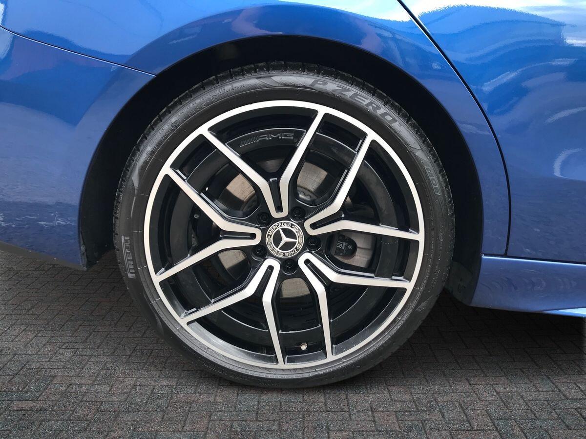 Mercedes-Benz C-Class view 12
