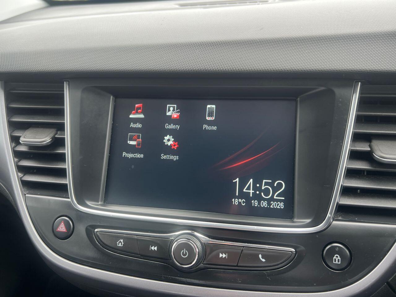 Vauxhall Crossland view 17