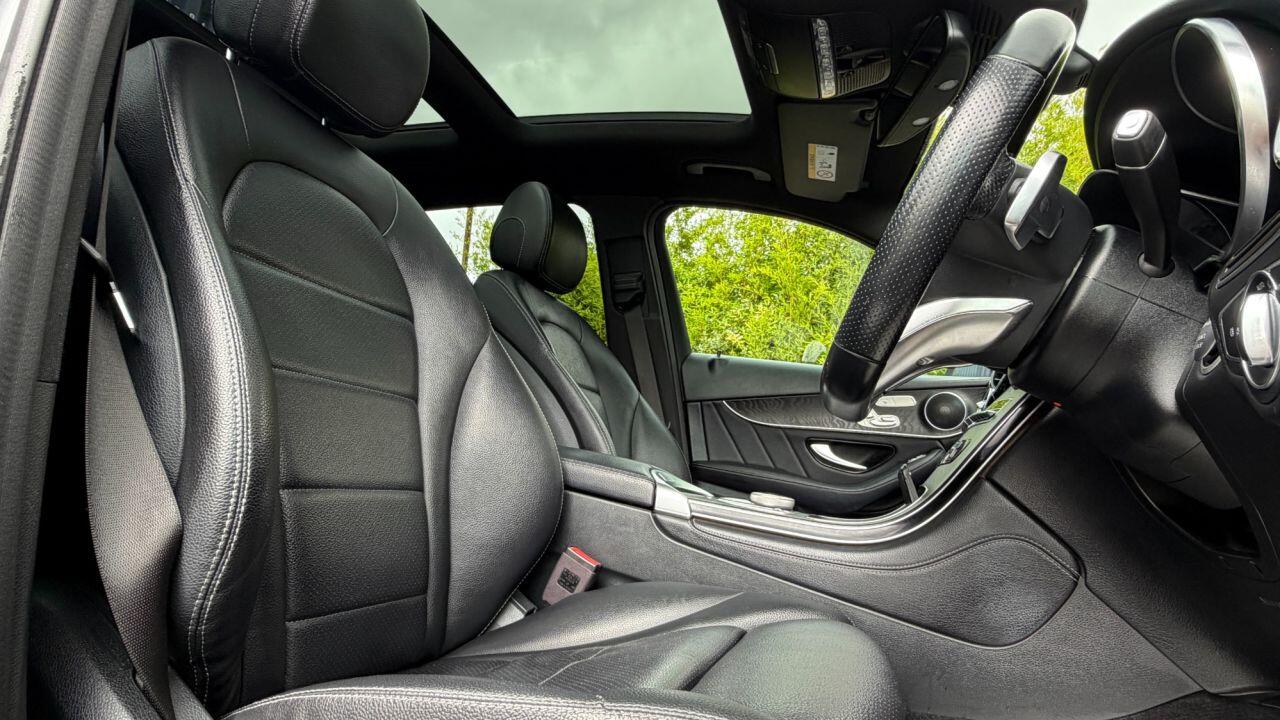 Mercedes-Benz GLC view 11