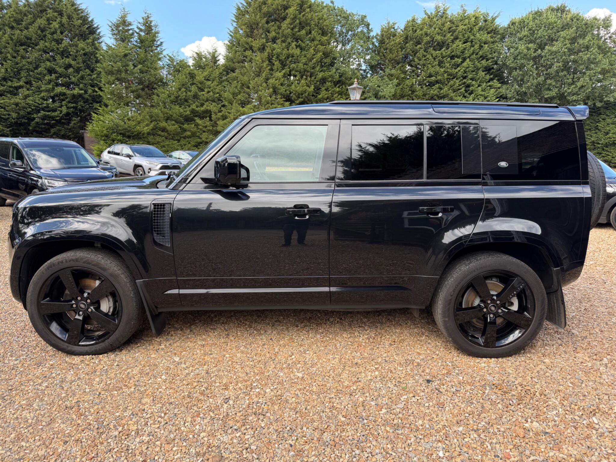 Land Rover Defender view 6