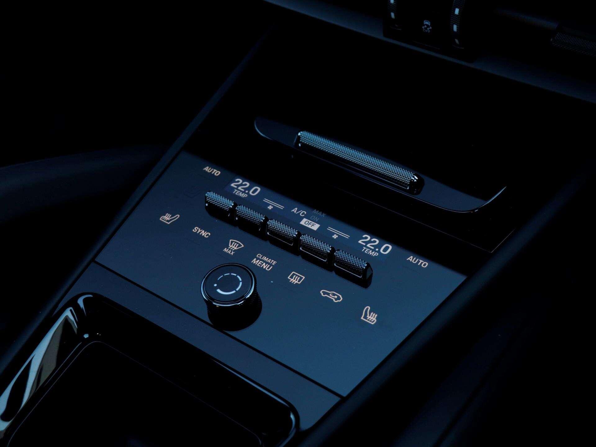 Porsche Cayenne view 17