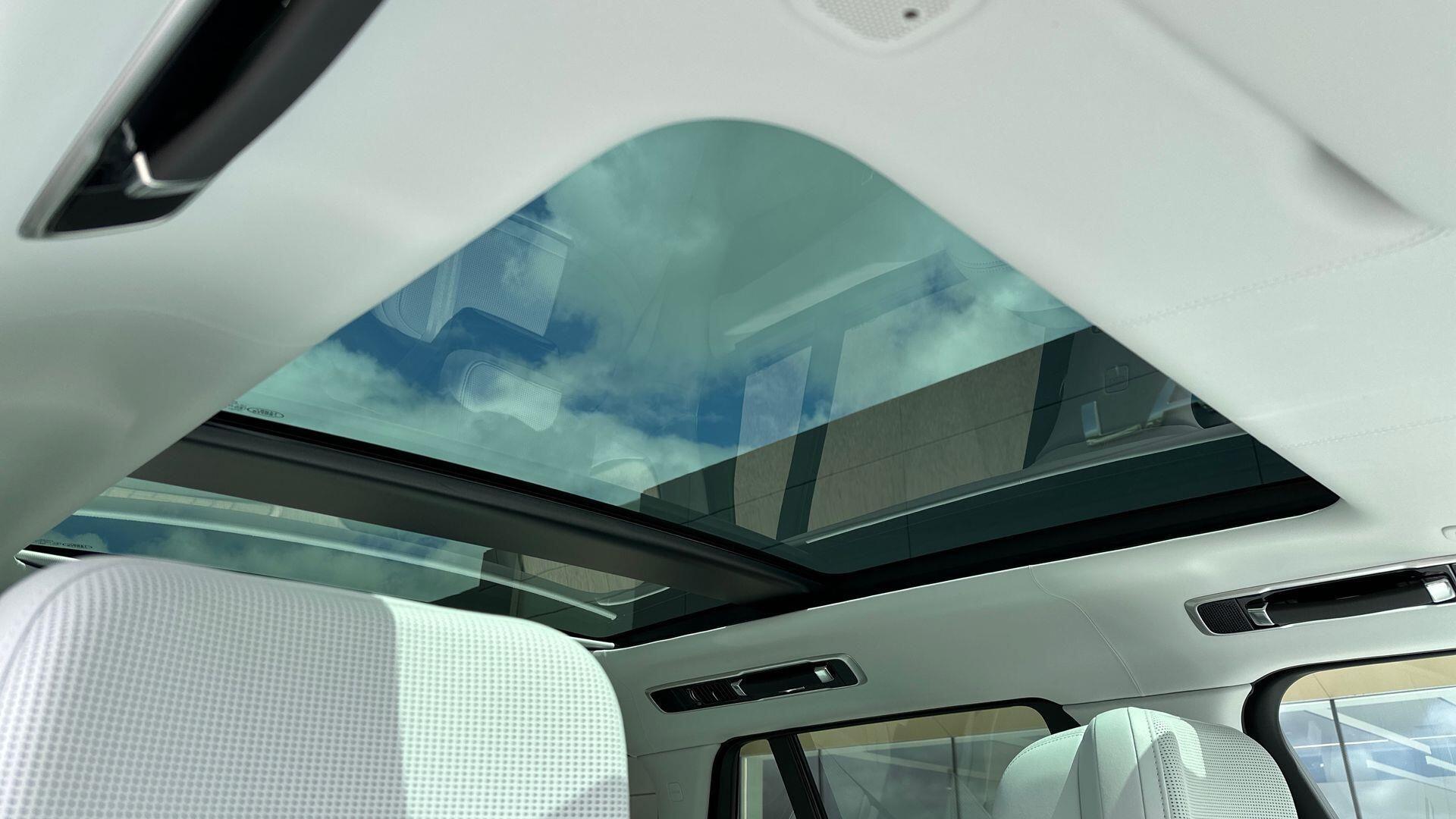Land Rover Range Rover view 29