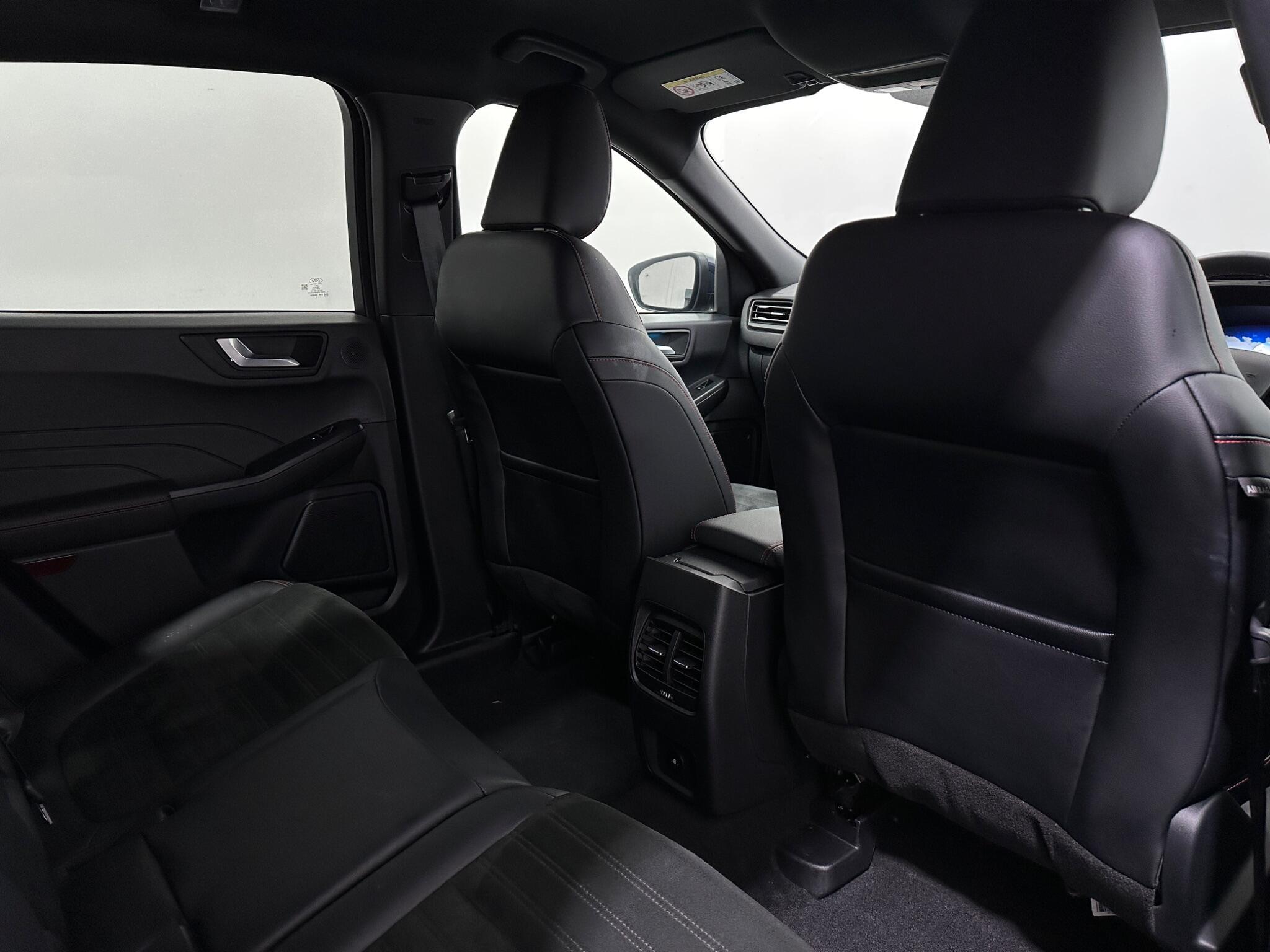 Ford Kuga view 42