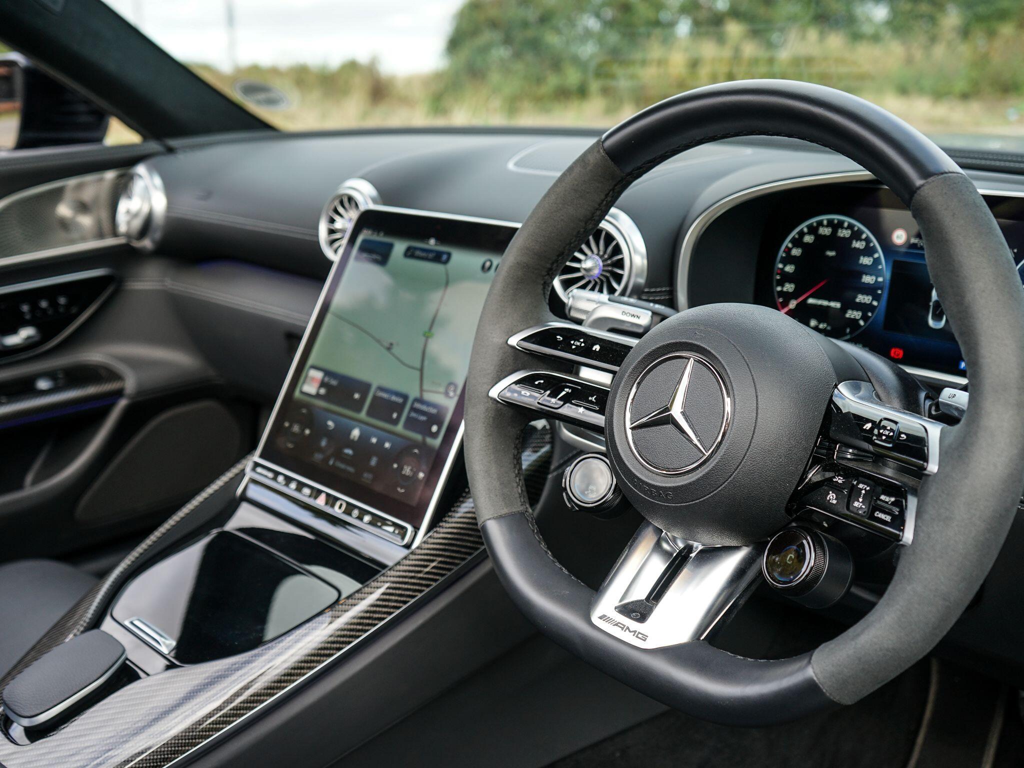Mercedes-Benz SL view 25