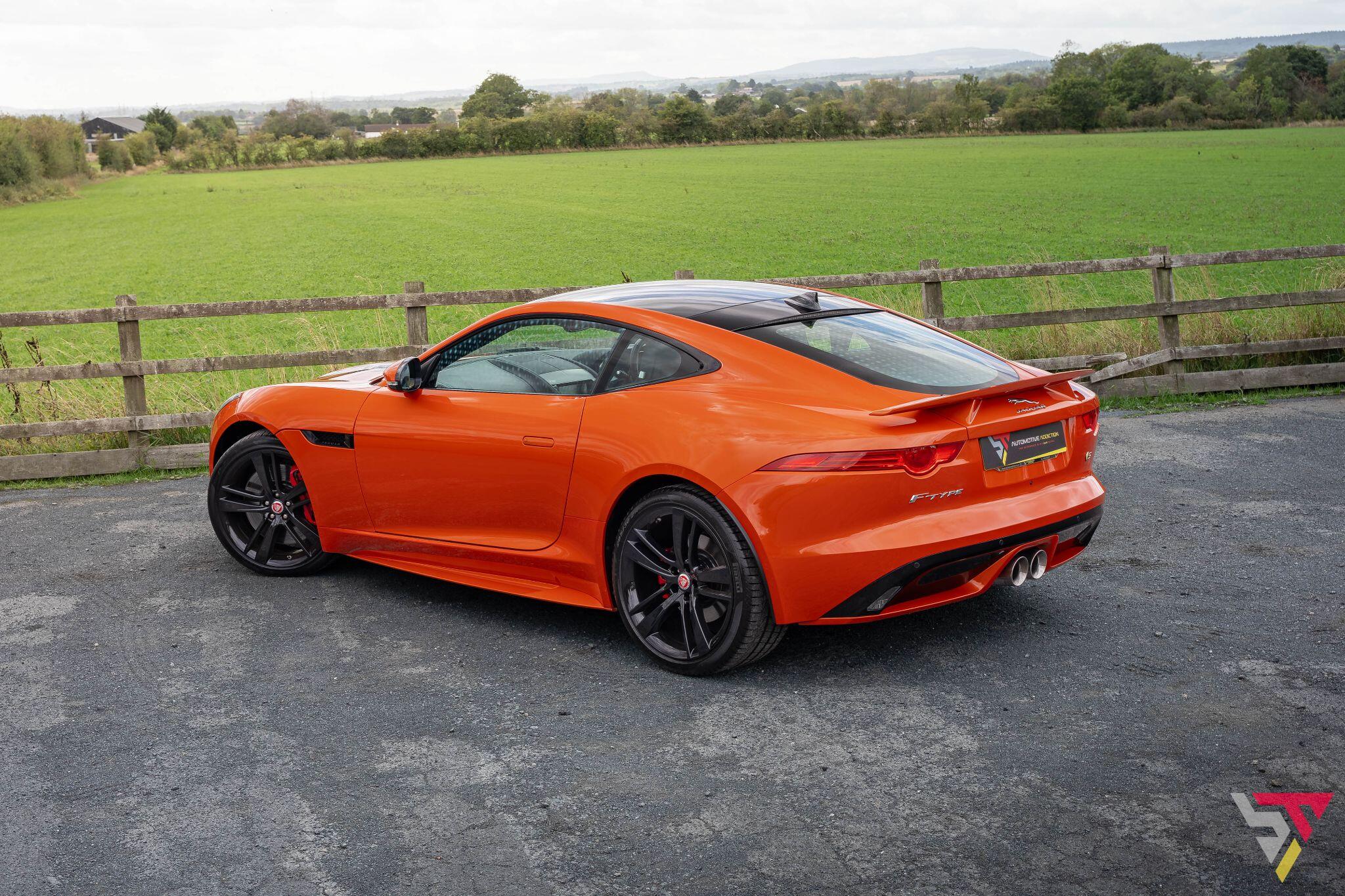 Jaguar F-Type view 24