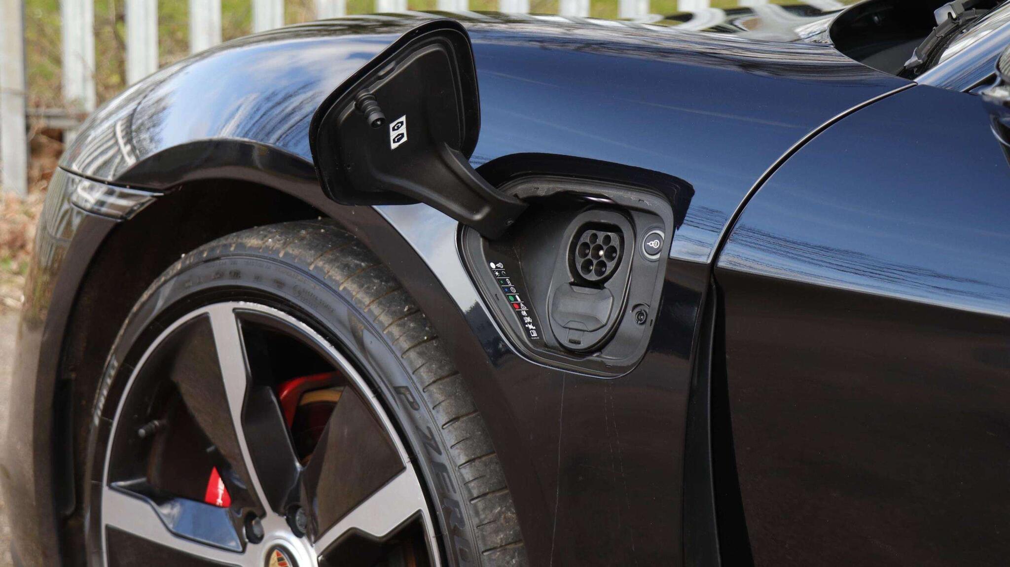 Porsche Taycan view 30
