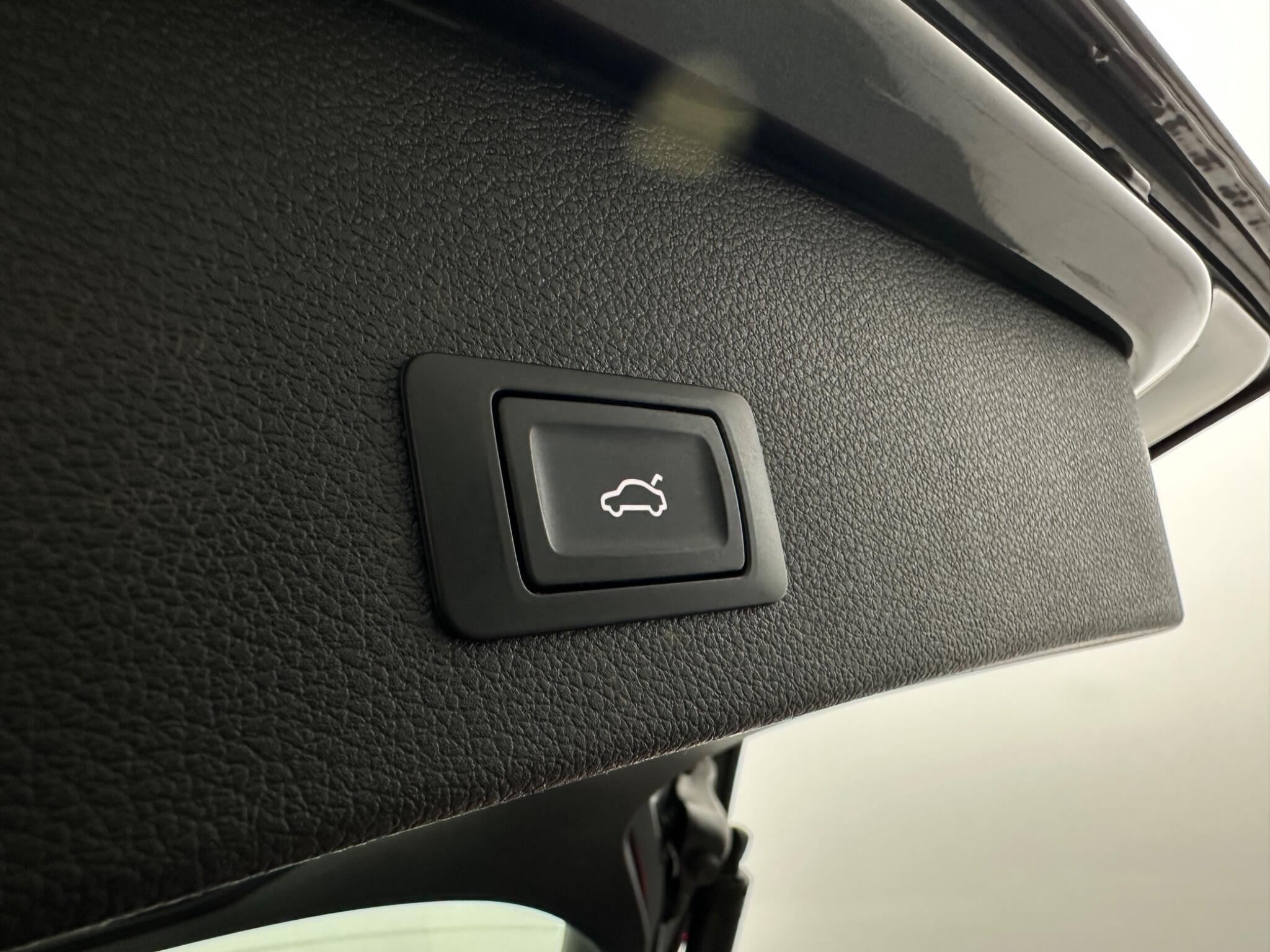 Audi Q2 view 48