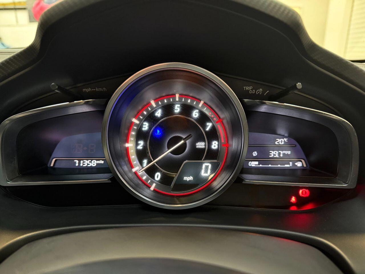 Mazda Mazda3 view 23
