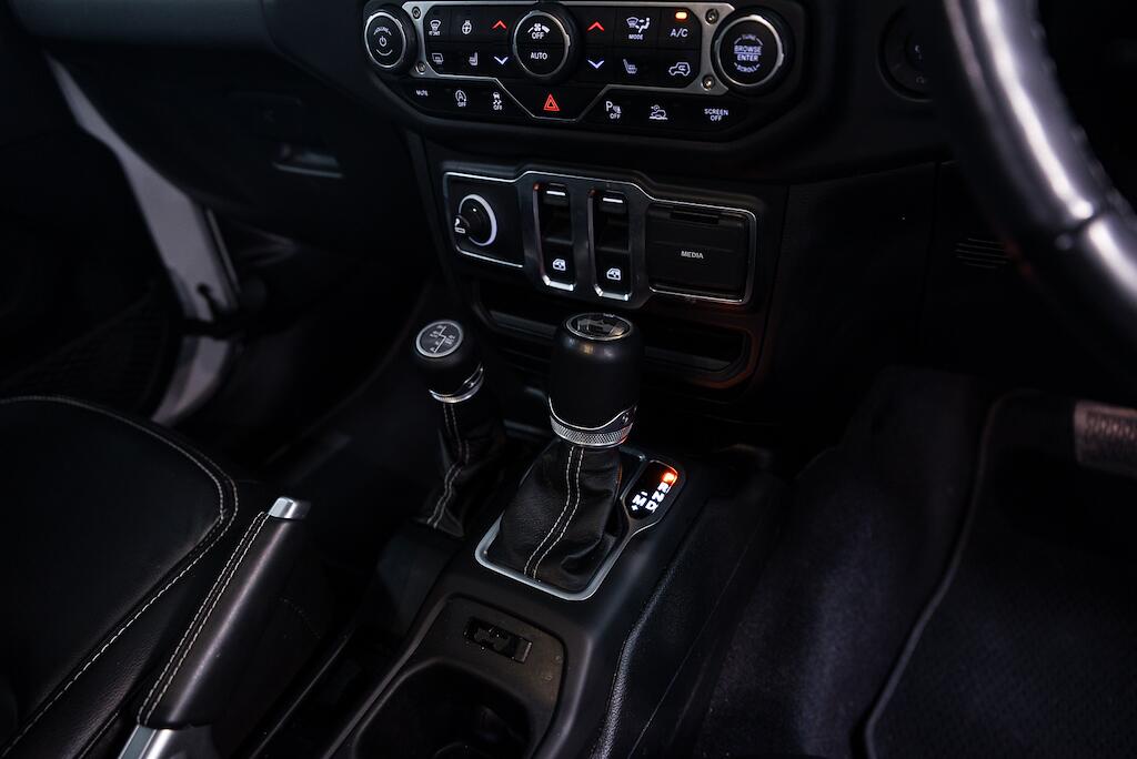 Jeep Wrangler view 15