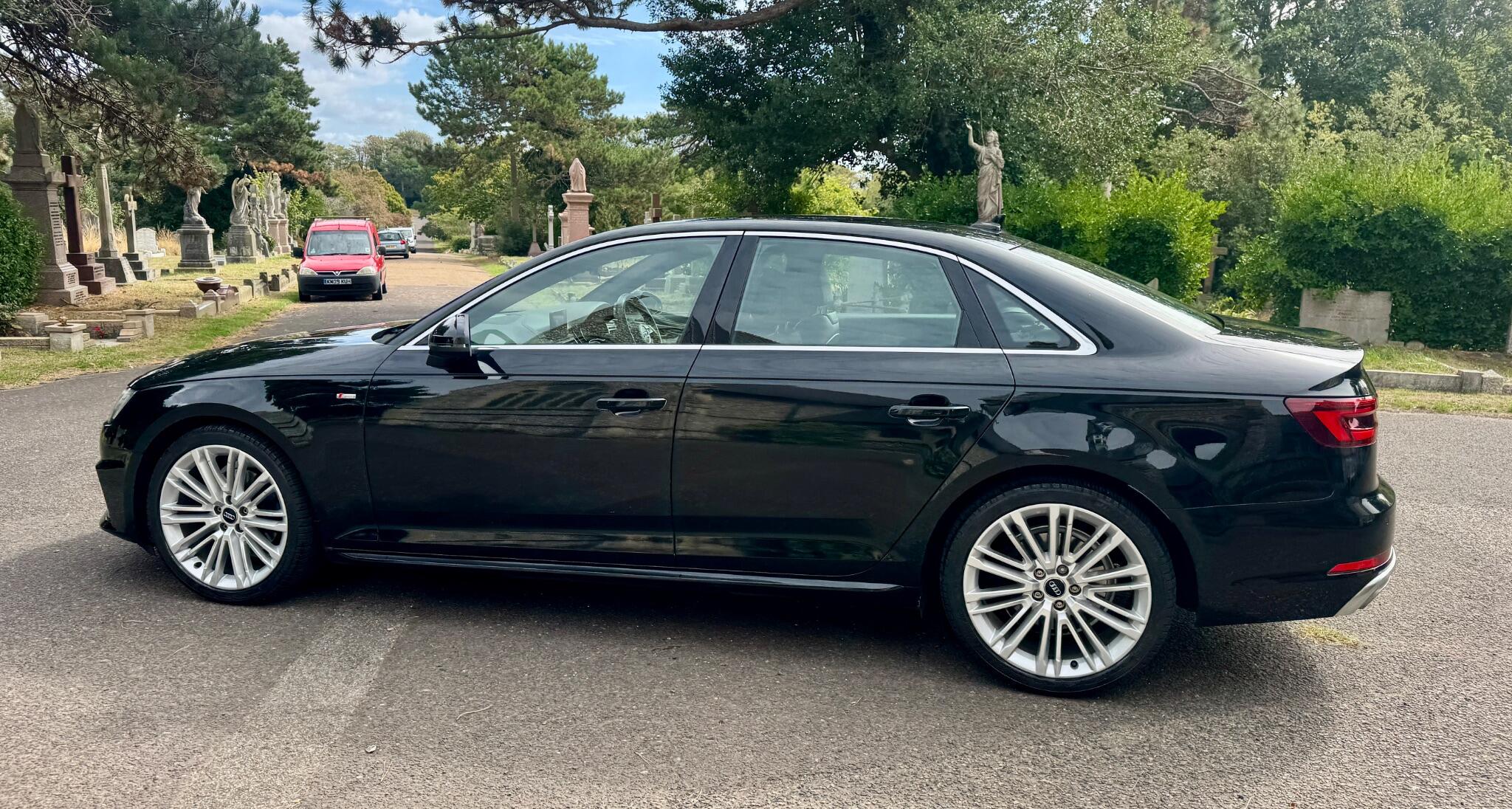 Audi A4 view 13