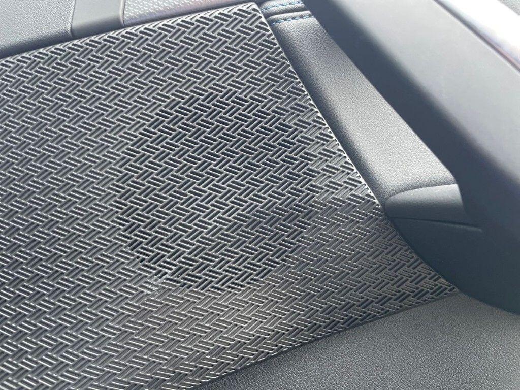 BMW iX2 view 93