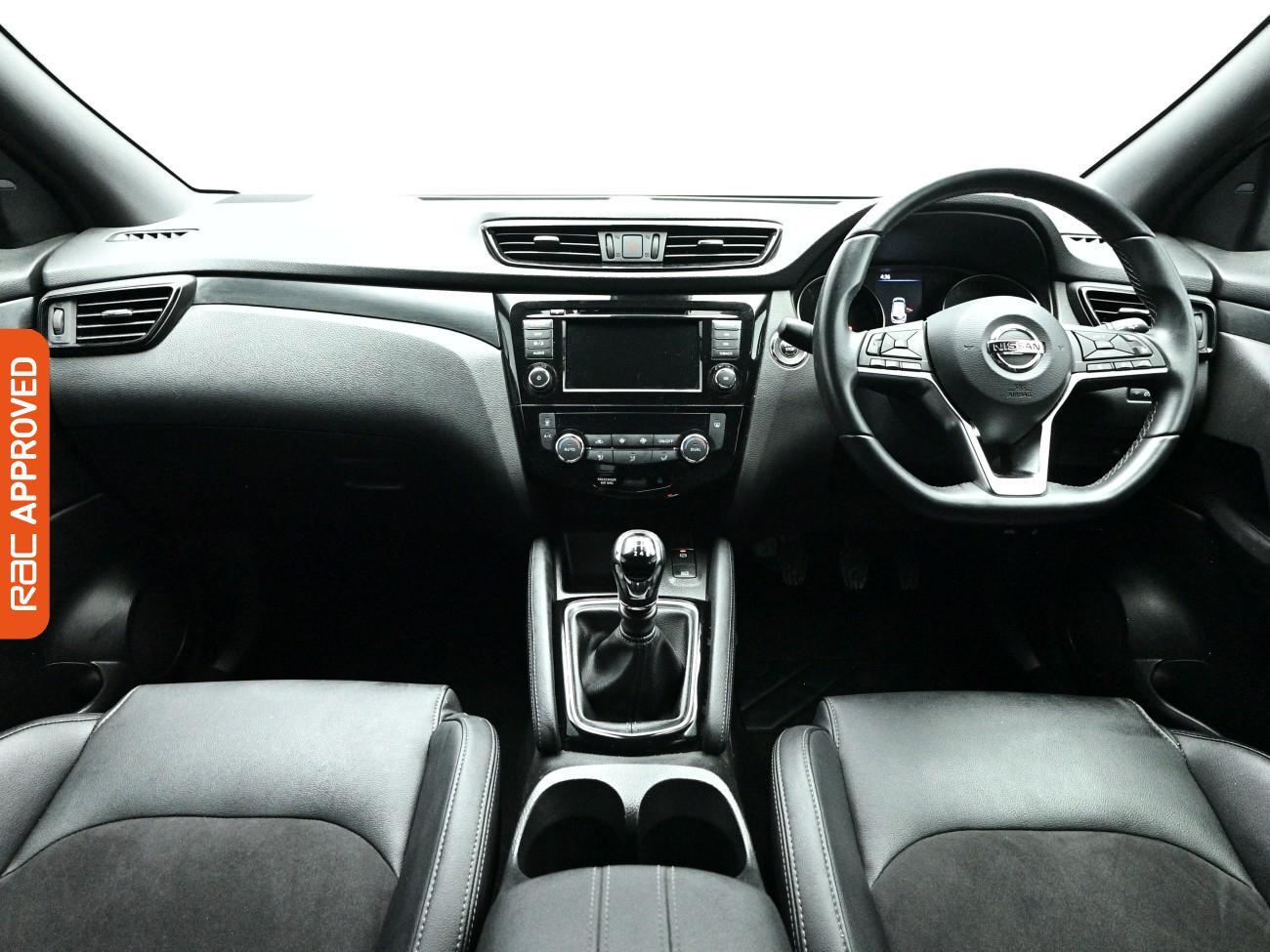 Nissan Qashqai view 2