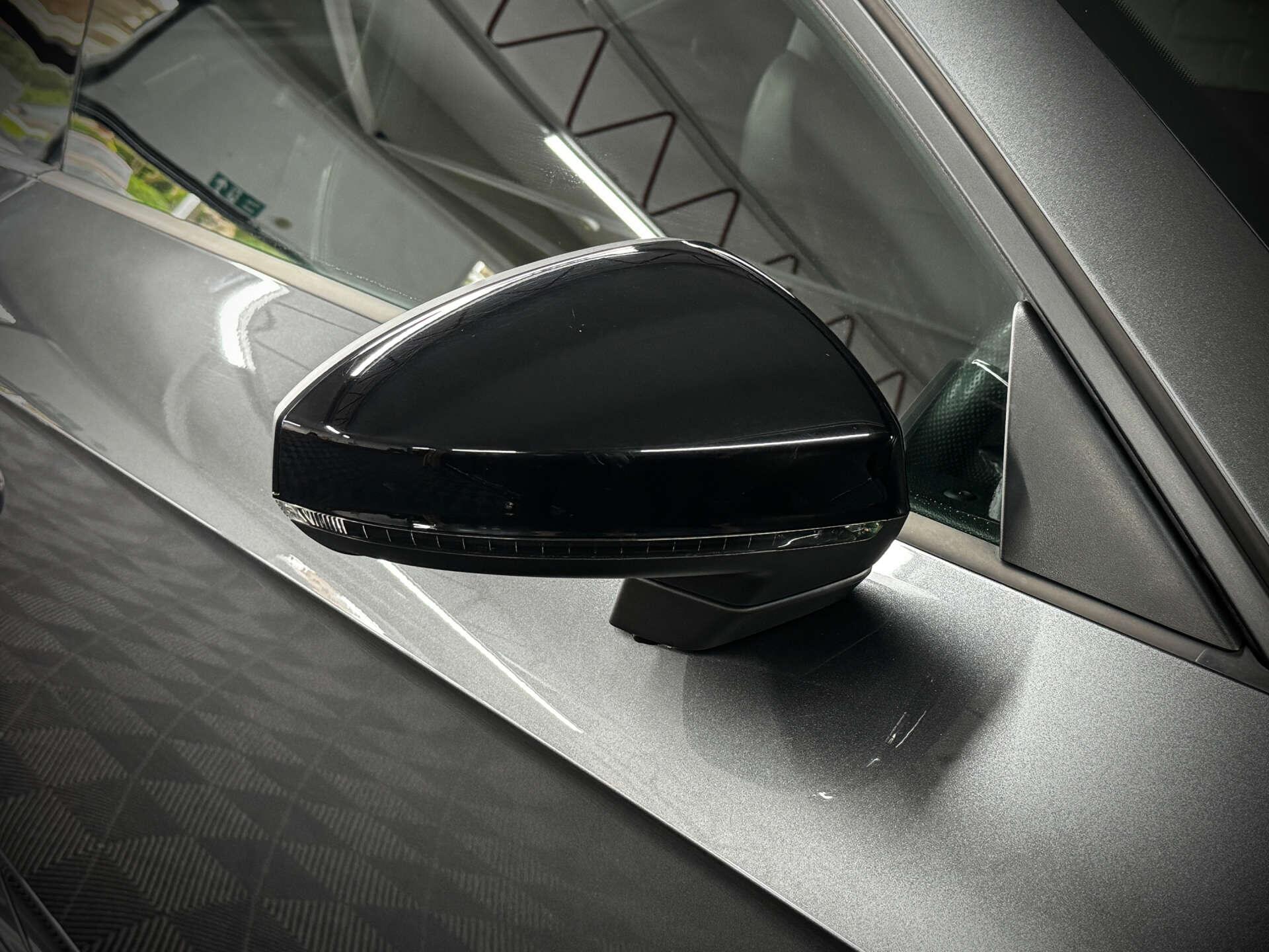 Audi TT view 26