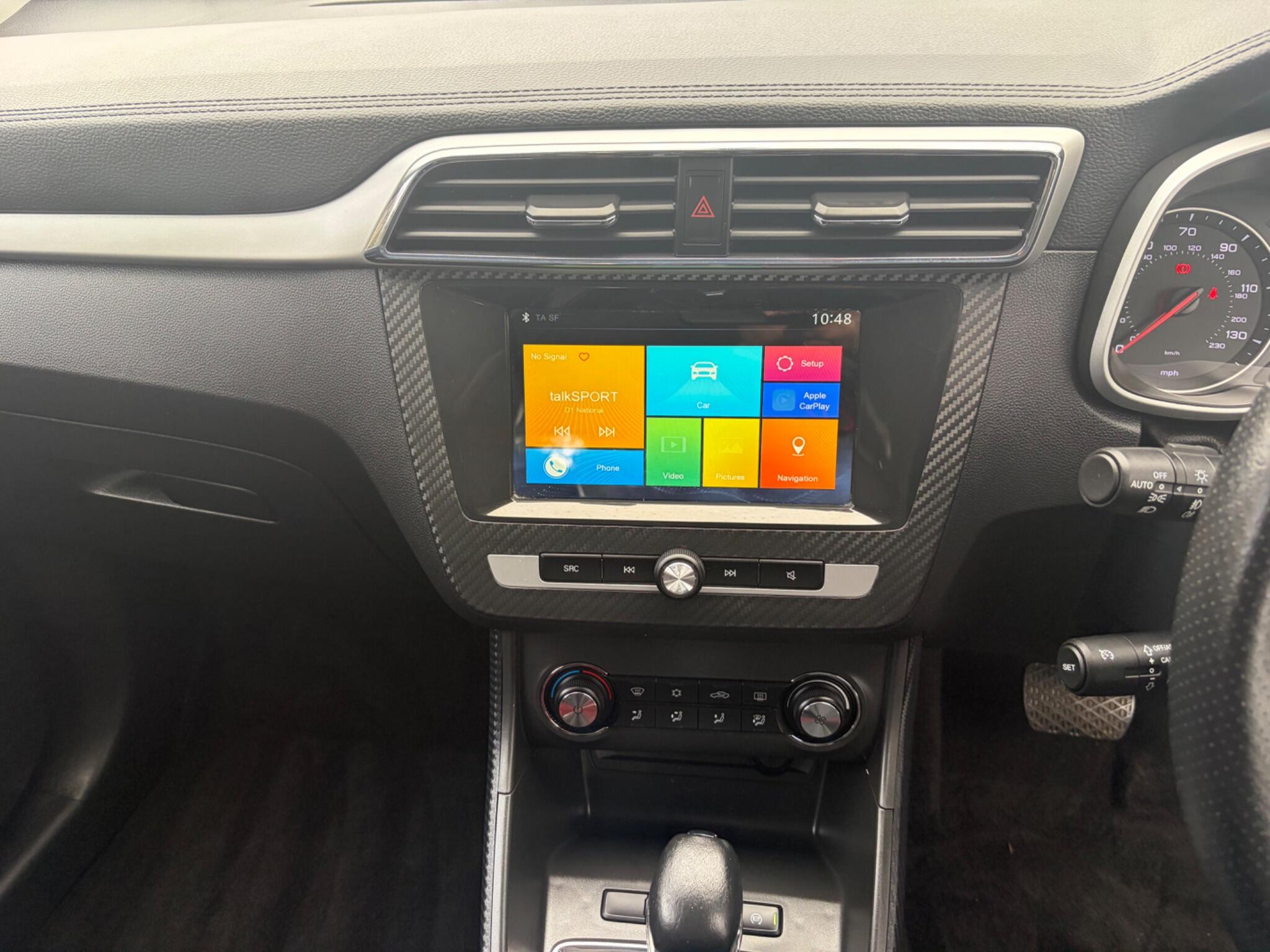 MG ZS view 55