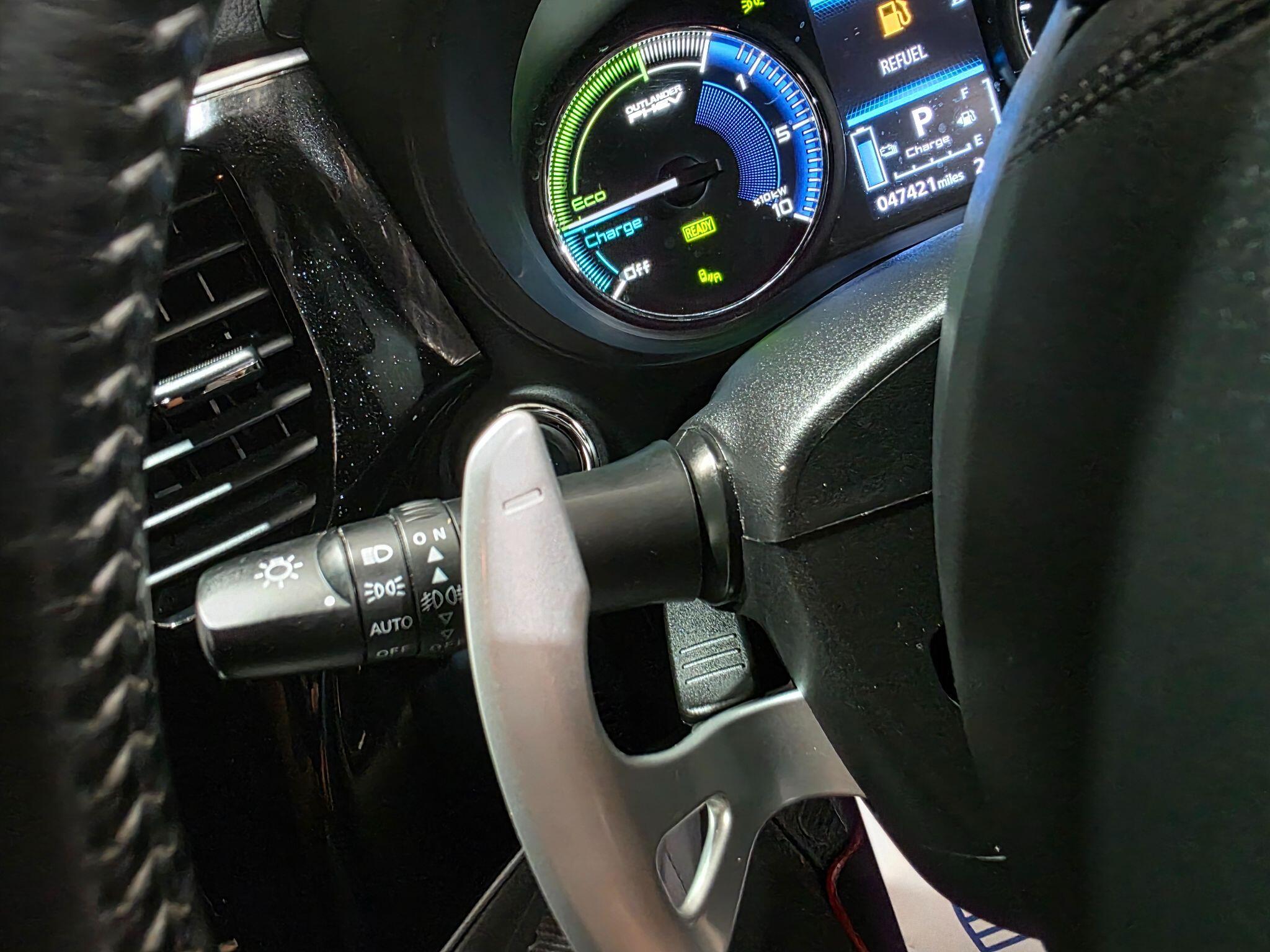 Mitsubishi Outlander view 19