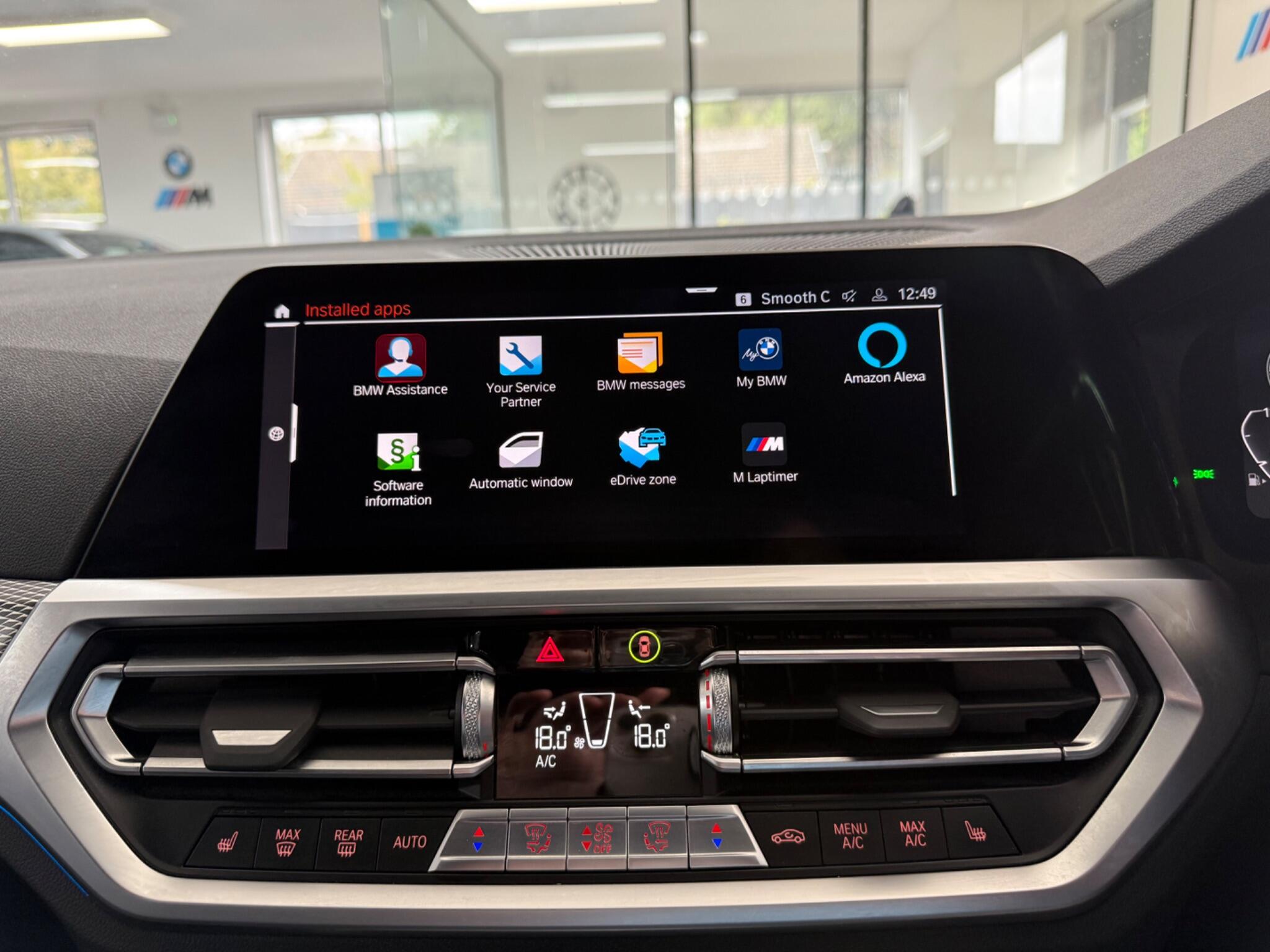 BMW 3 Series view 17